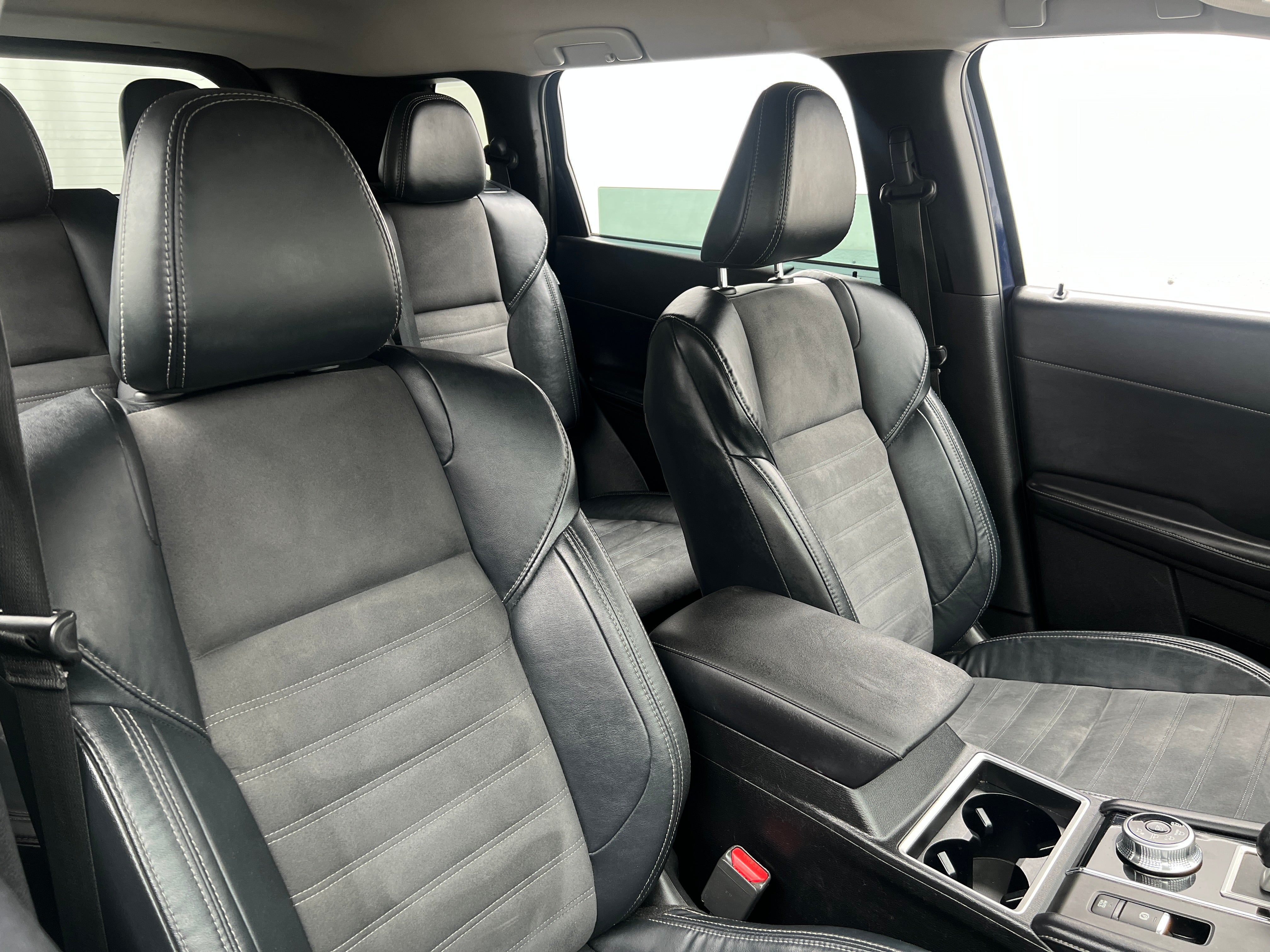 2022 Mitsubishi Outlander SE - Photo 2