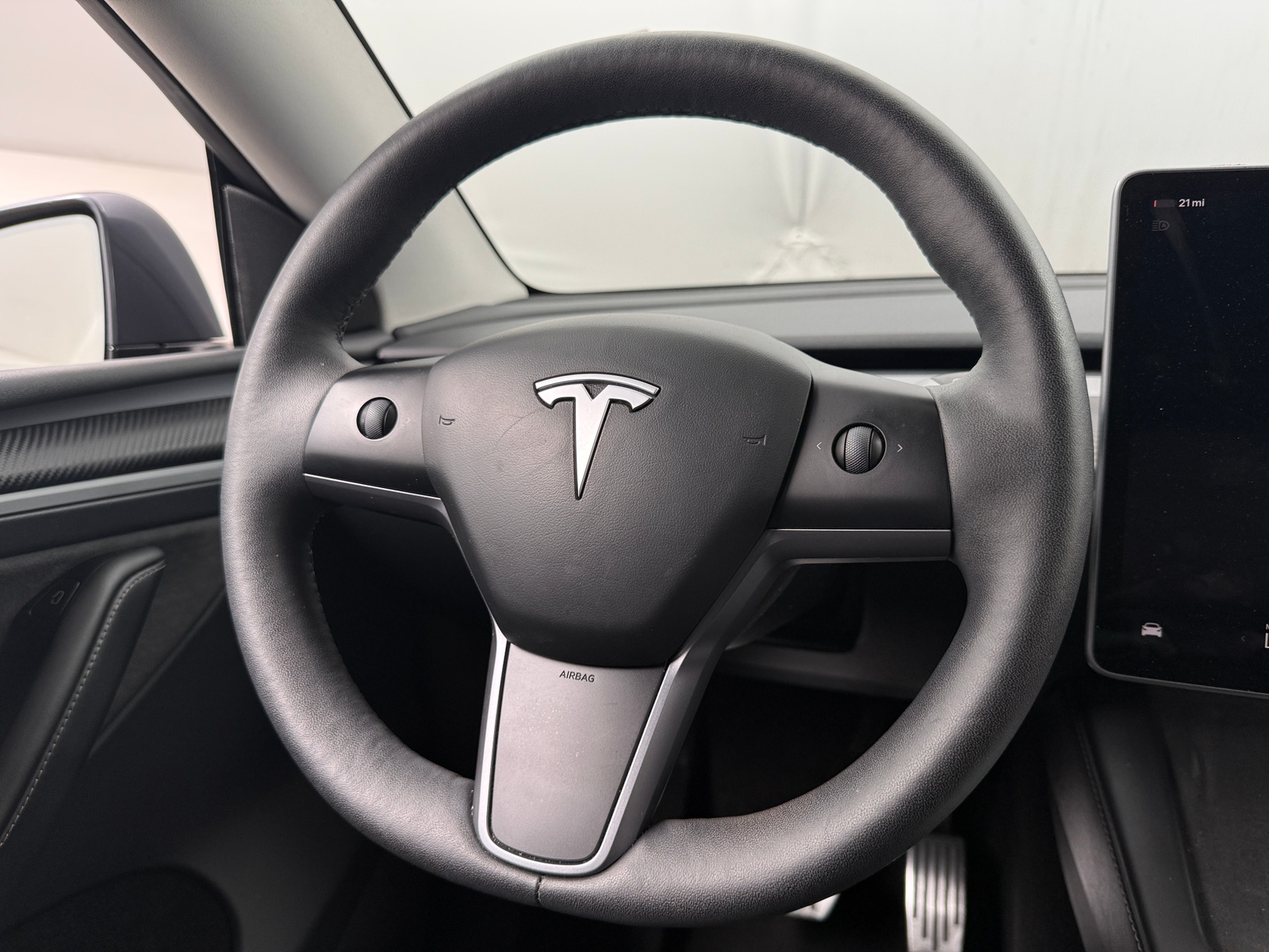 Thumbnail: 2023 Tesla Model Y - 4
