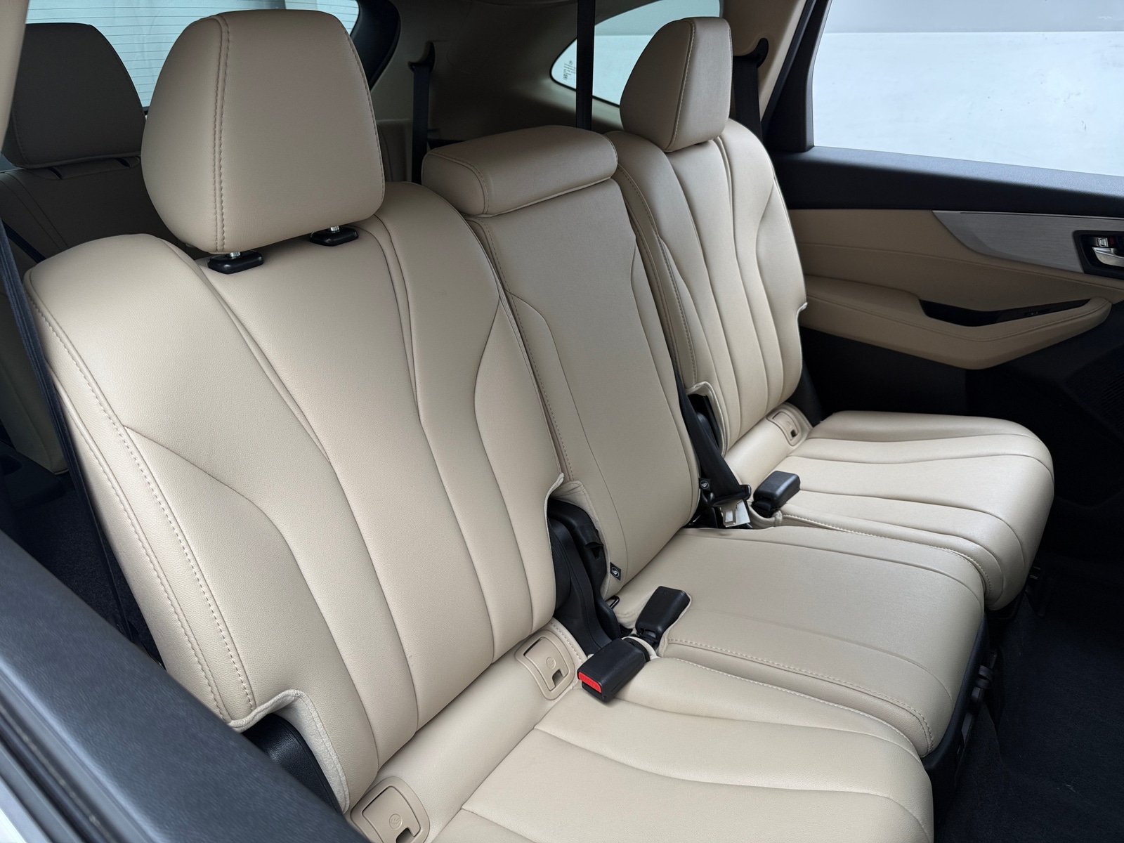 Thumbnail: 2024 Acura MDX - 5