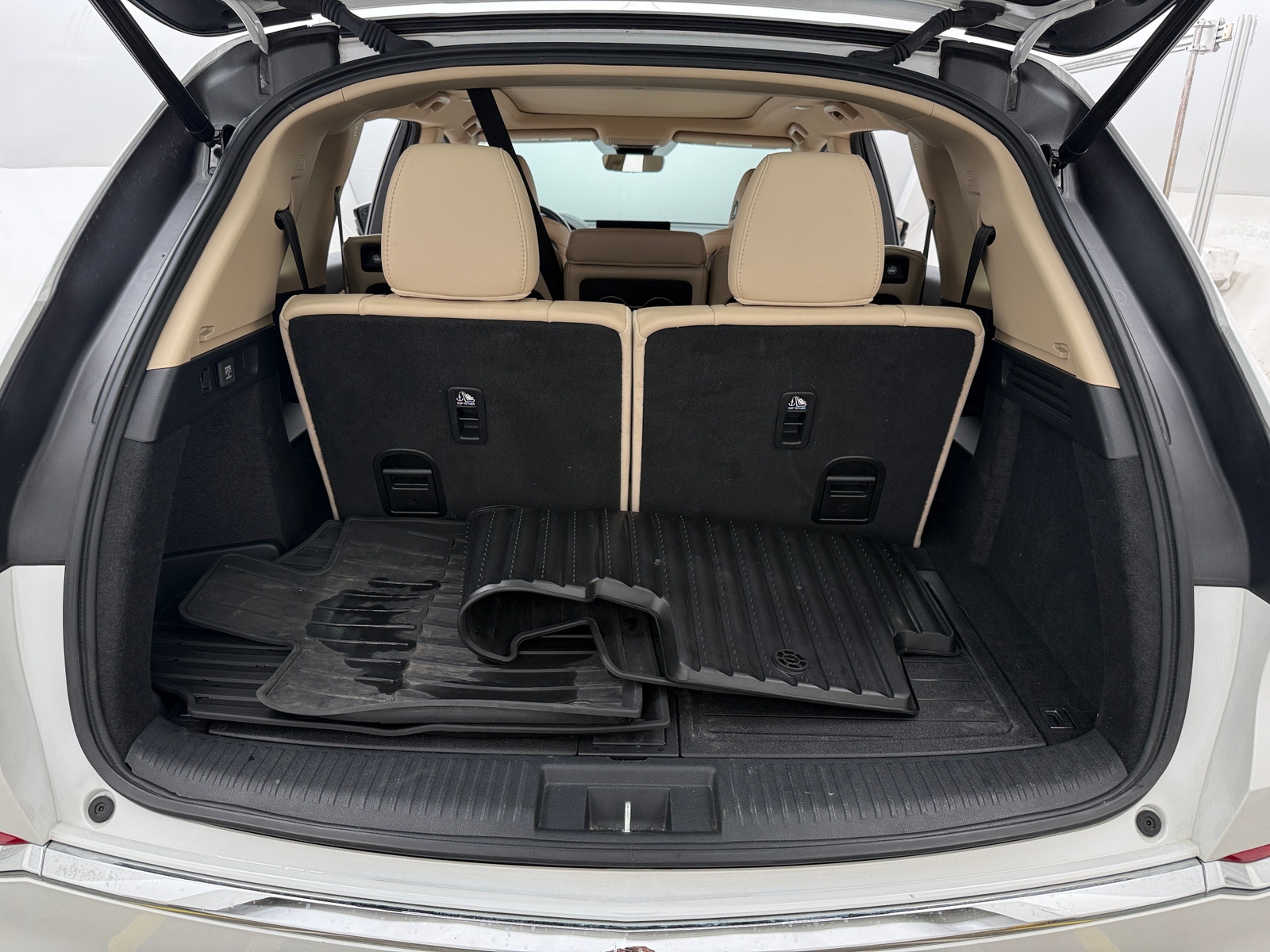Thumbnail: 2024 Acura MDX - 6