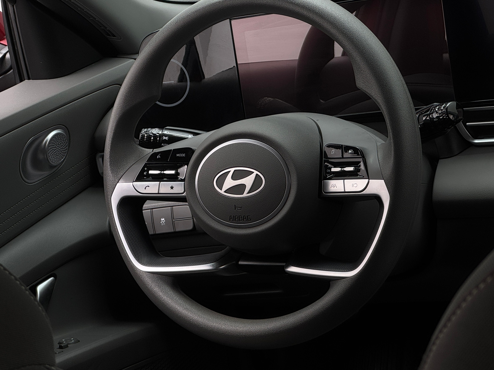 Thumbnail: 2024 Hyundai Elantra - 5