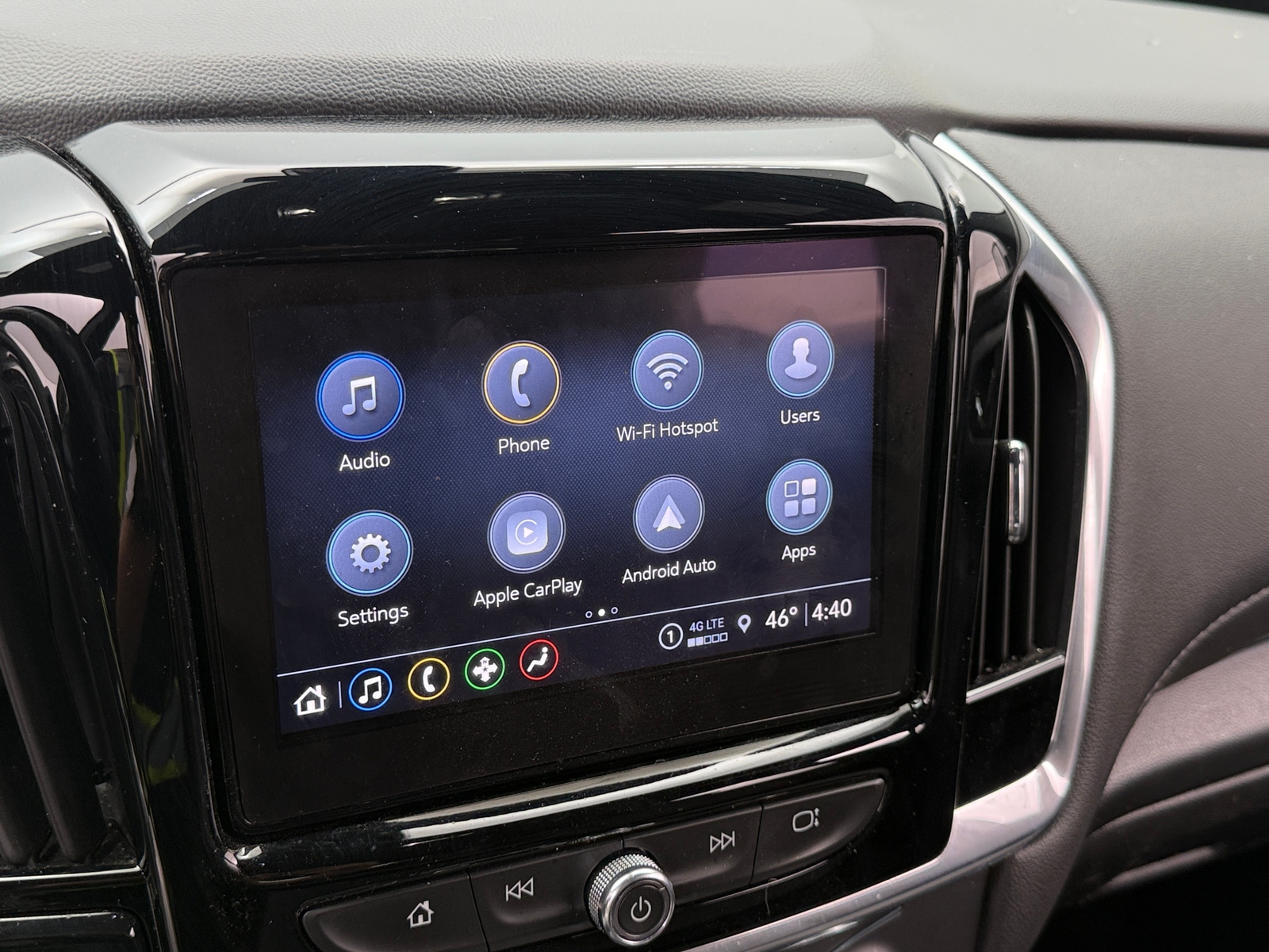 Thumbnail: 2022 Chevrolet Traverse - 4
