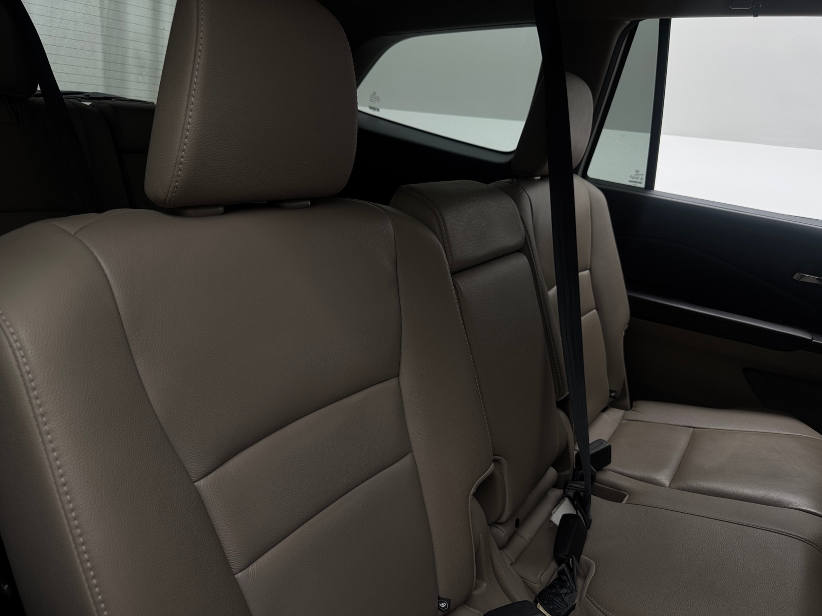 Thumbnail: 2017 Honda Pilot - 5