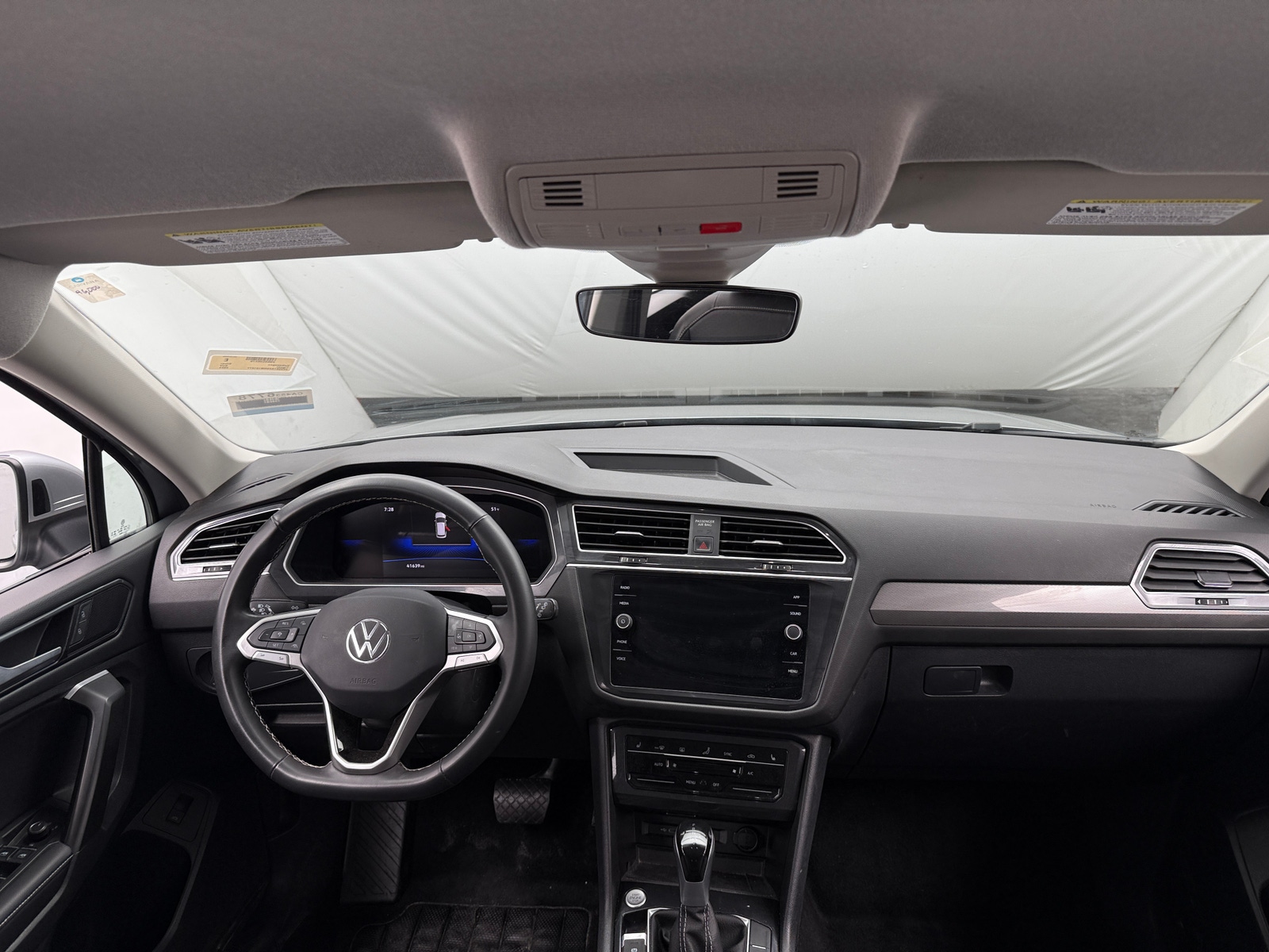 Thumbnail: 2024 Volkswagen Tiguan - 2