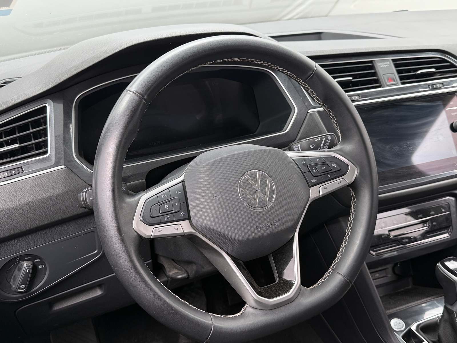 Thumbnail: 2024 Volkswagen Tiguan - 4