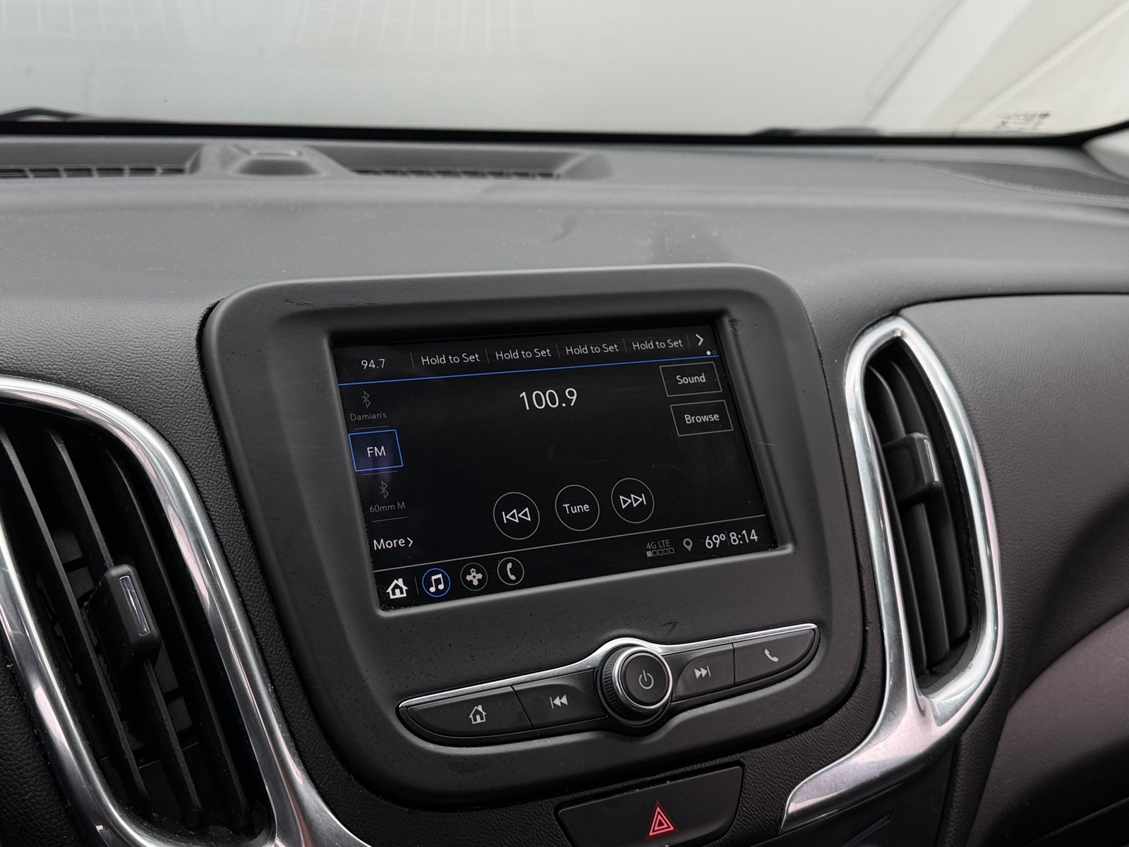 Thumbnail: 2019 Chevrolet Equinox - 4