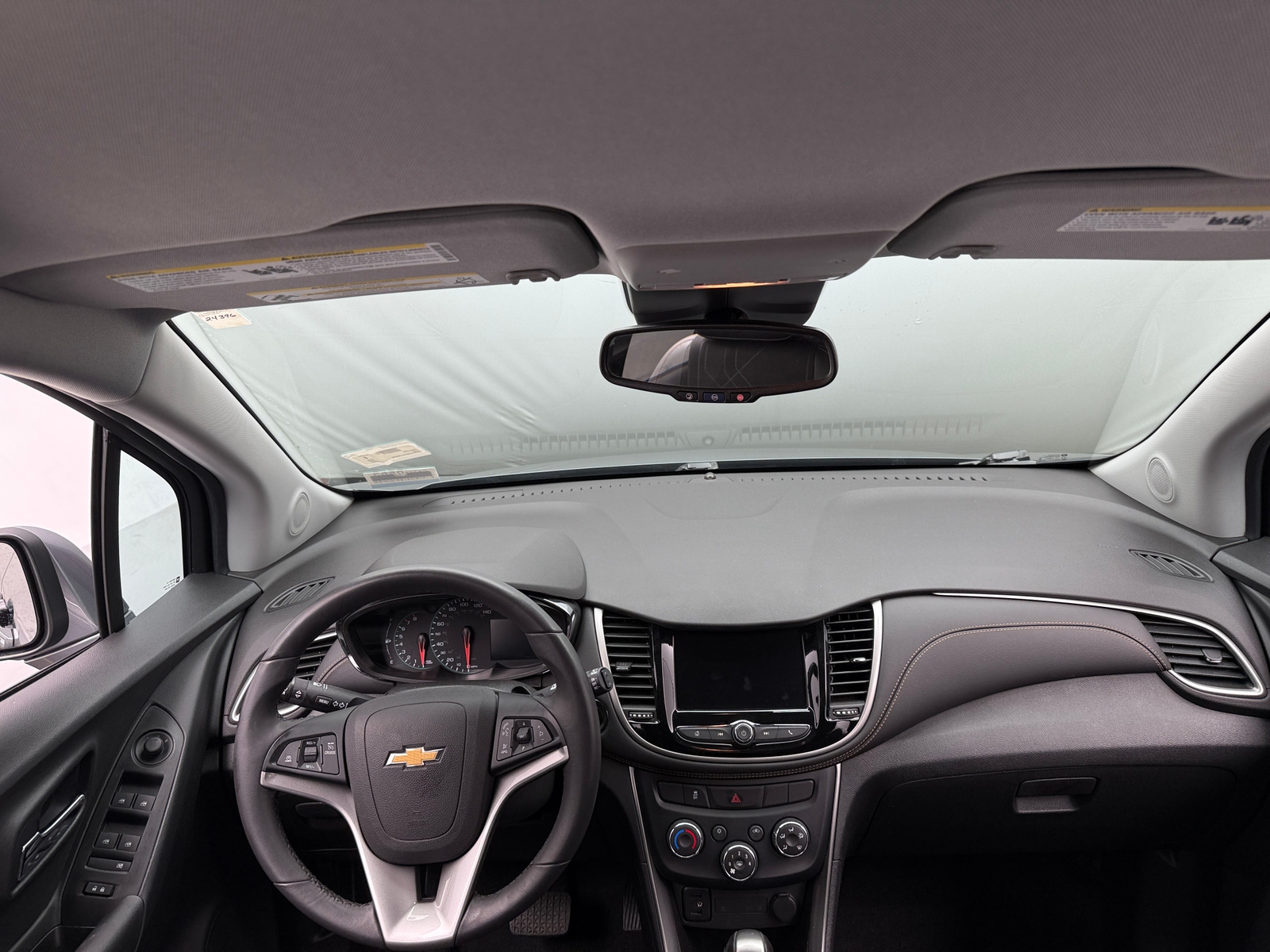 Thumbnail: 2020 Chevrolet Trax - 3
