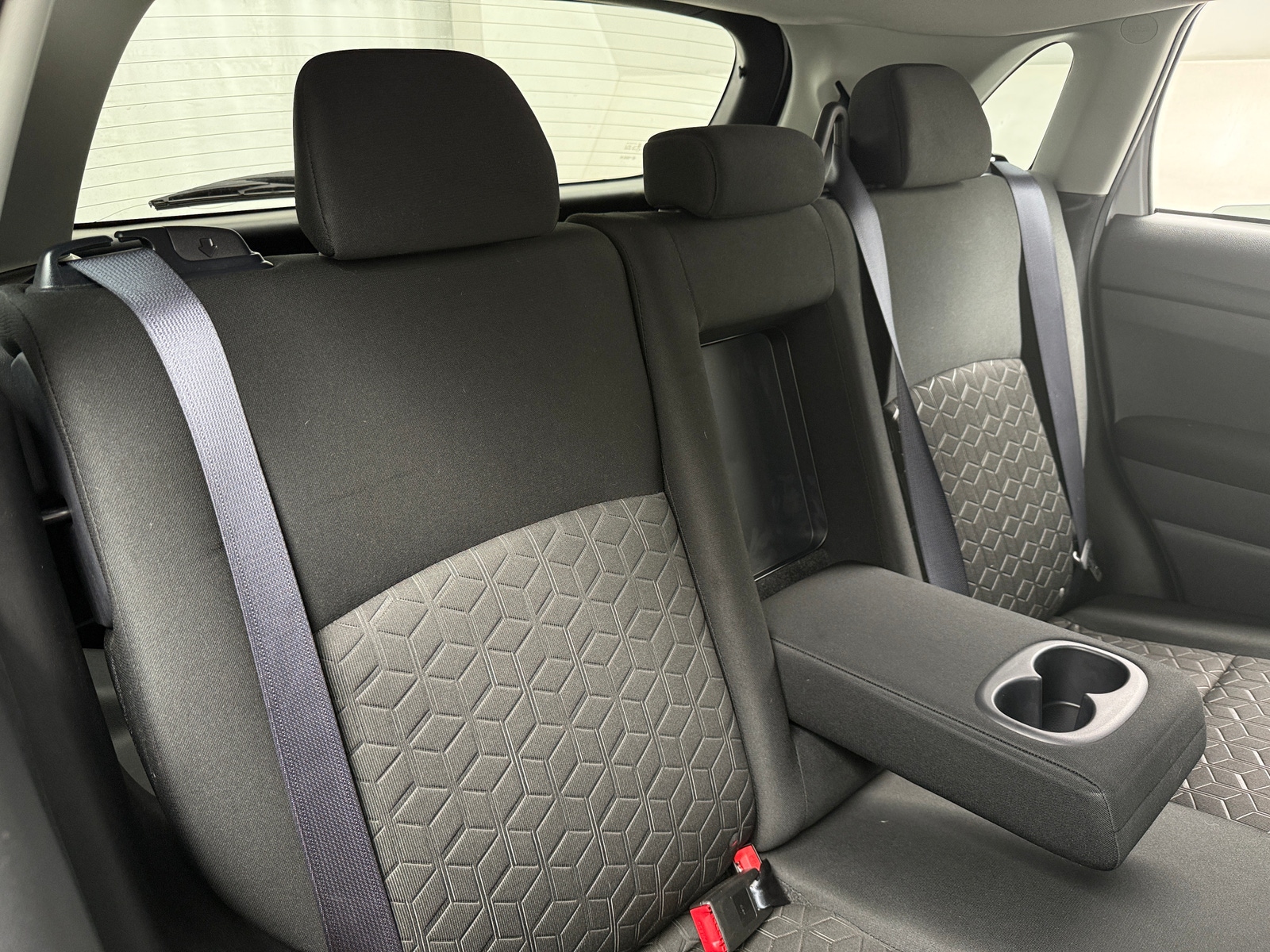 Thumbnail: 2024 Mitsubishi Outlander Sport - 6