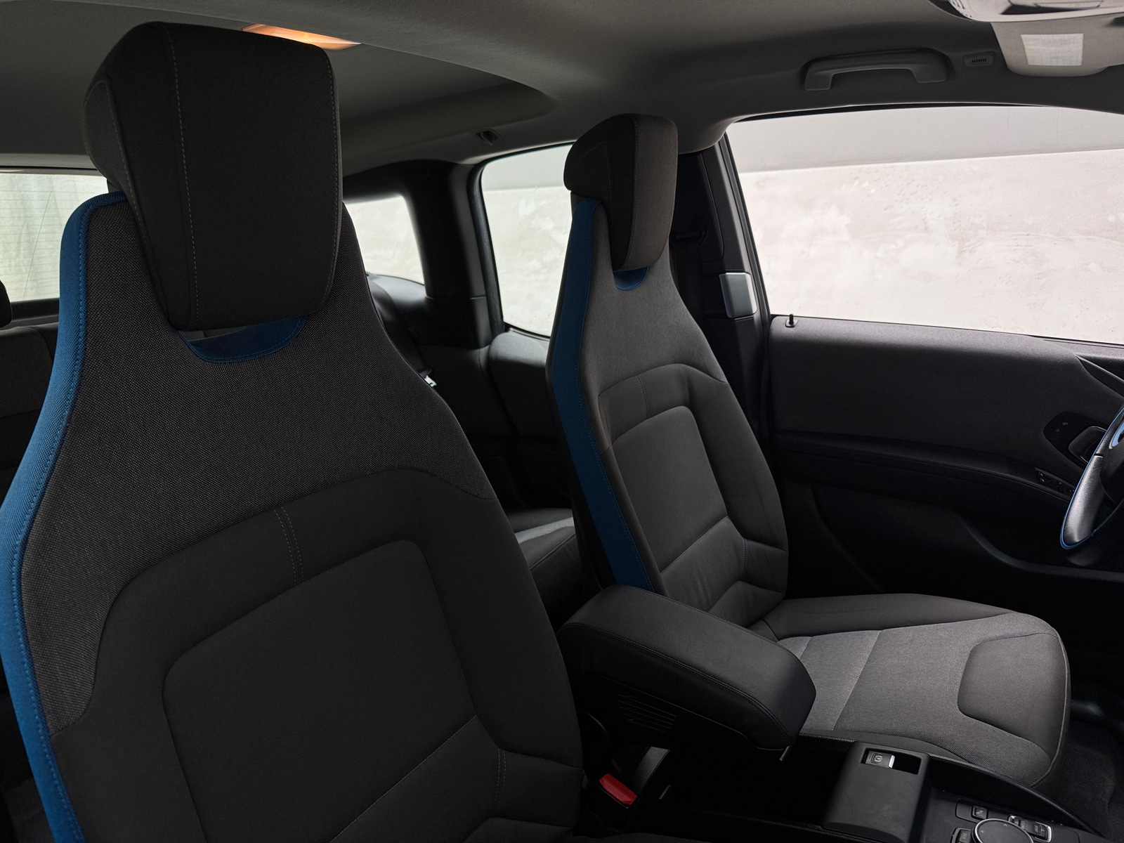 Thumbnail: 2019 BMW i3 - 2