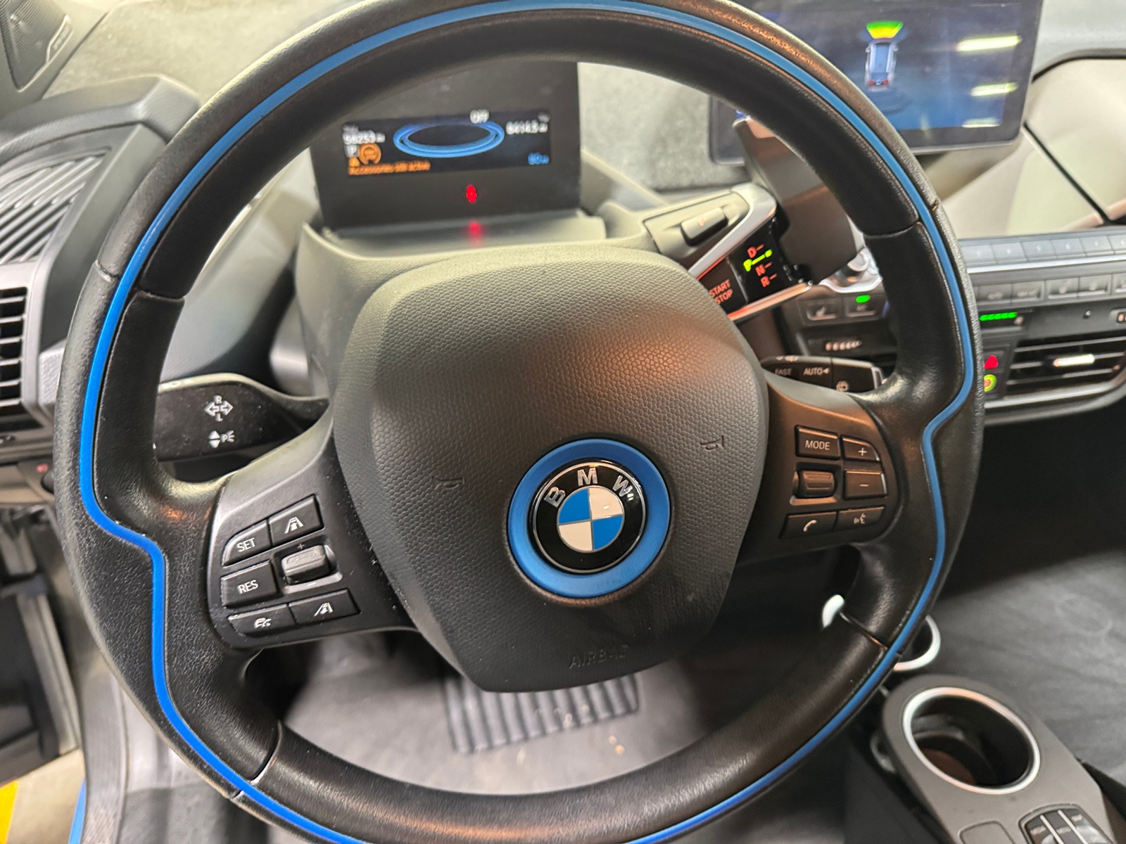 Thumbnail: 2019 BMW i3 - 5