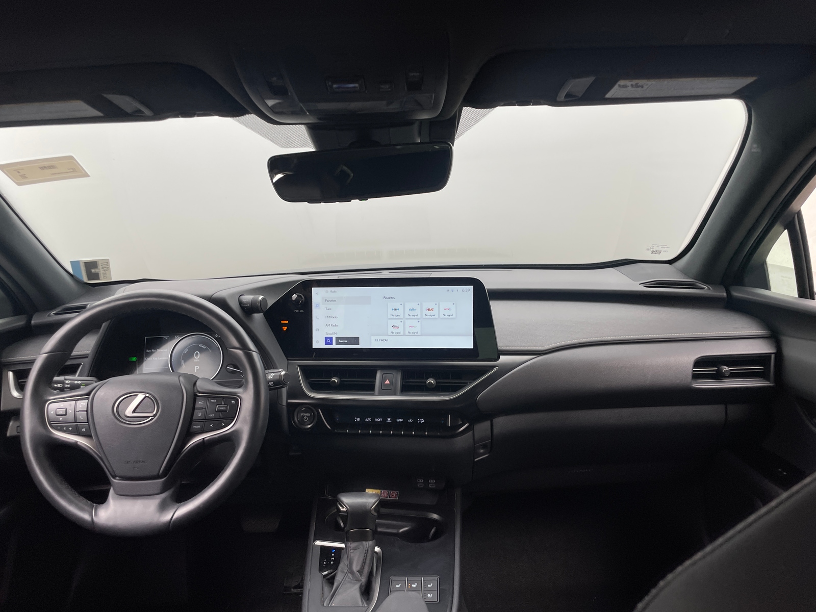Thumbnail: 2024 Lexus UX - 2