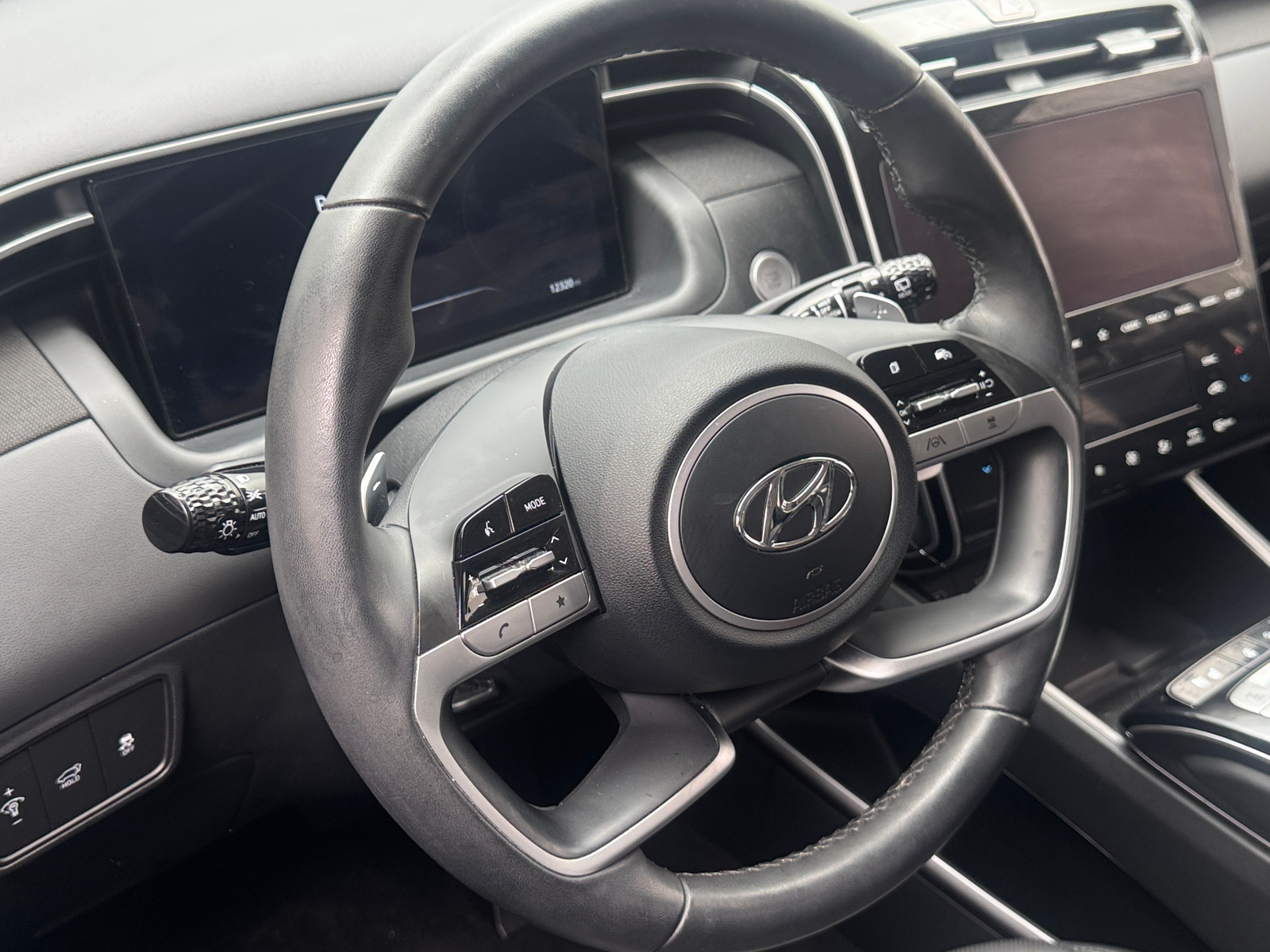 Thumbnail: 2023 Hyundai Tucson - 4
