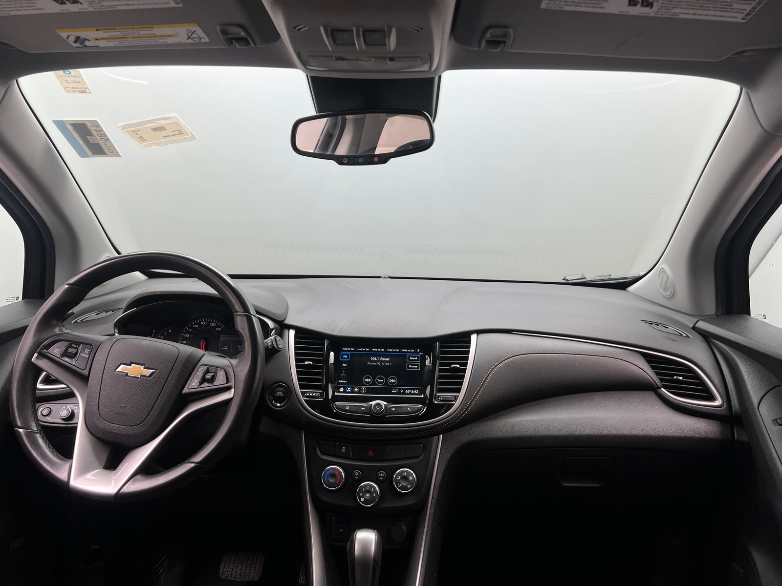 Thumbnail: 2019 Chevrolet Trax - 3