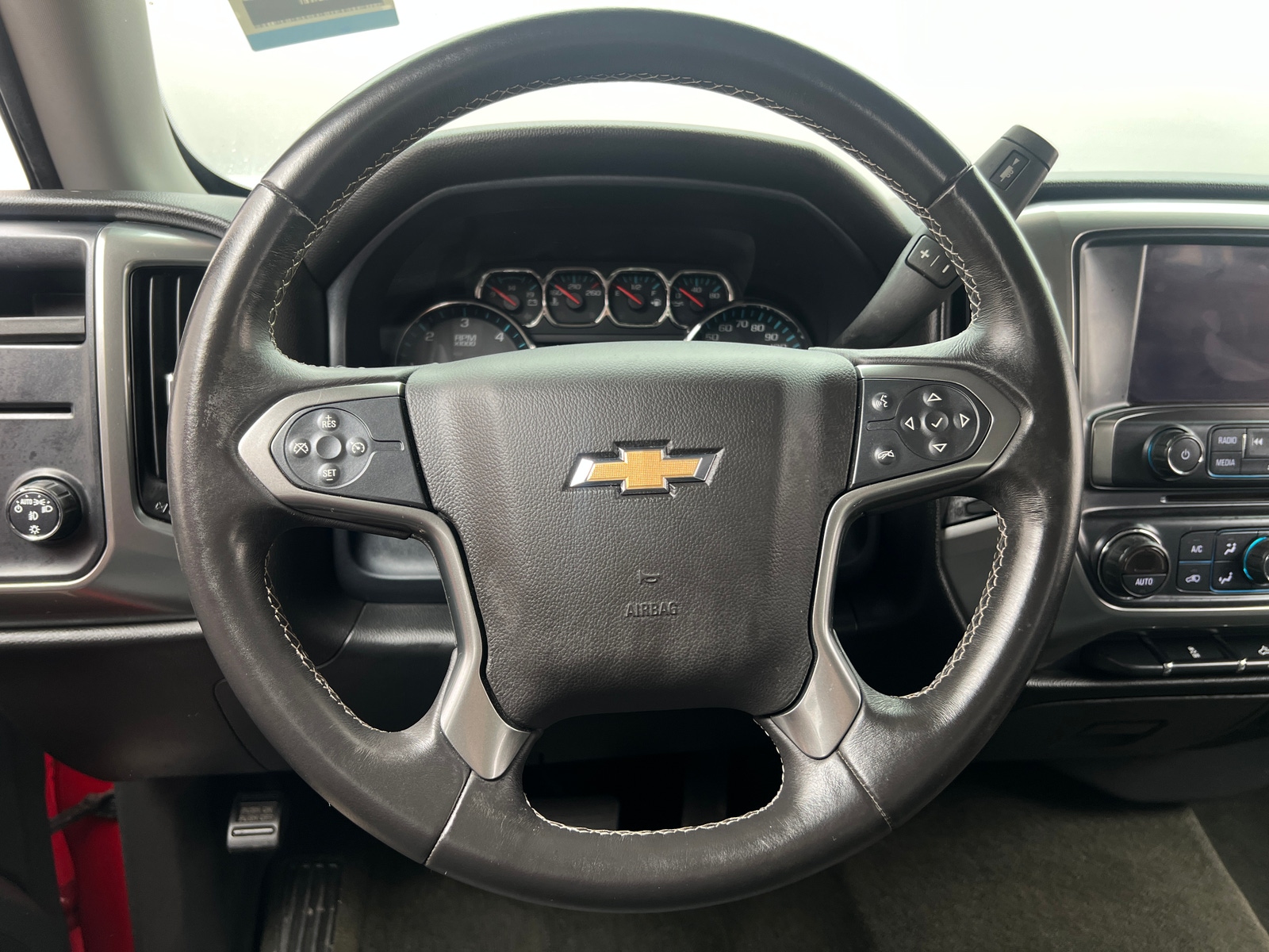 Thumbnail: 2017 Chevrolet Silverado 1500 - 5