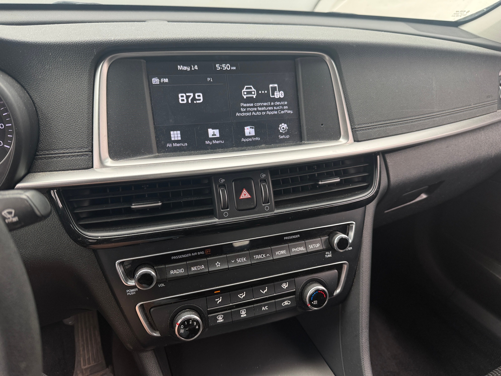 Thumbnail: 2019 Kia Optima - 4