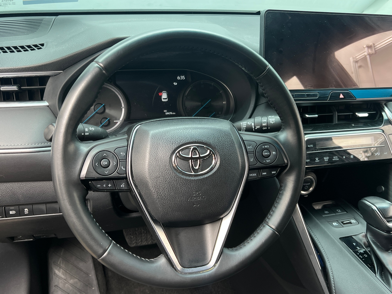Thumbnail: 2023 Toyota Venza - 5
