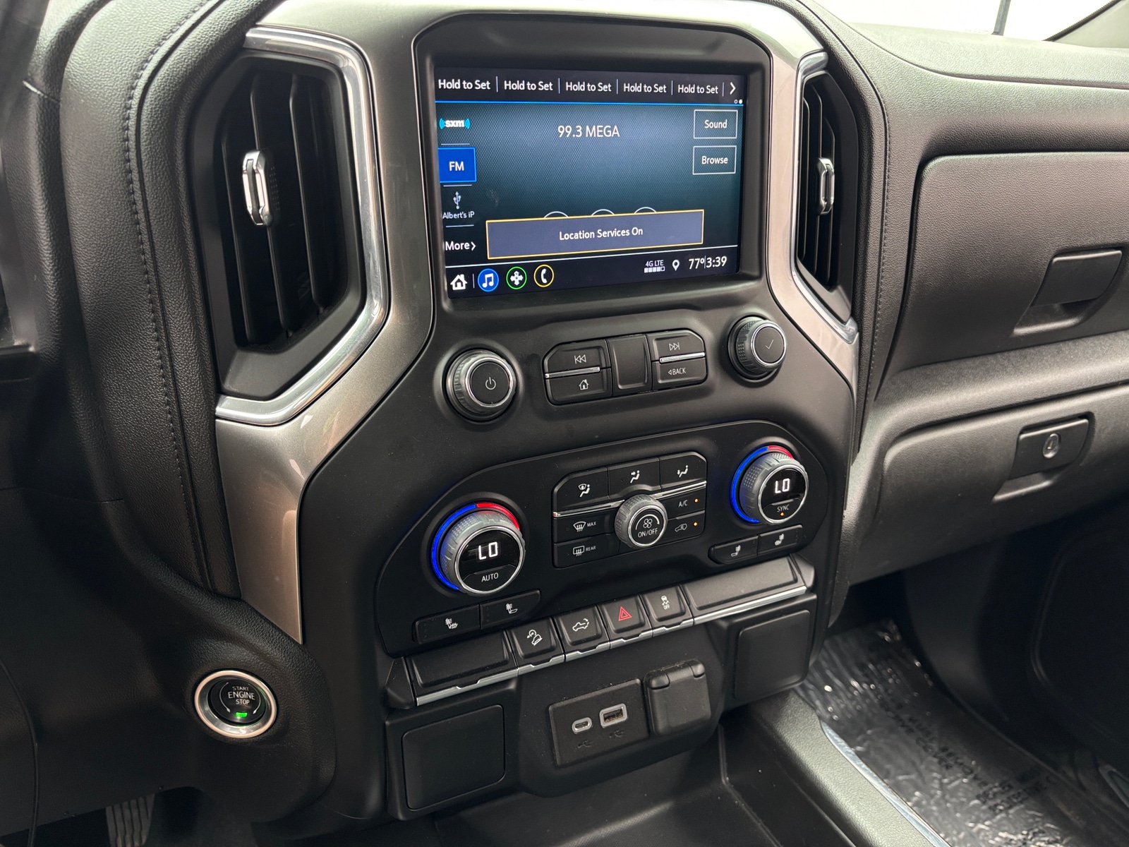 Thumbnail: 2022 Chevrolet Silverado 1500 - 4