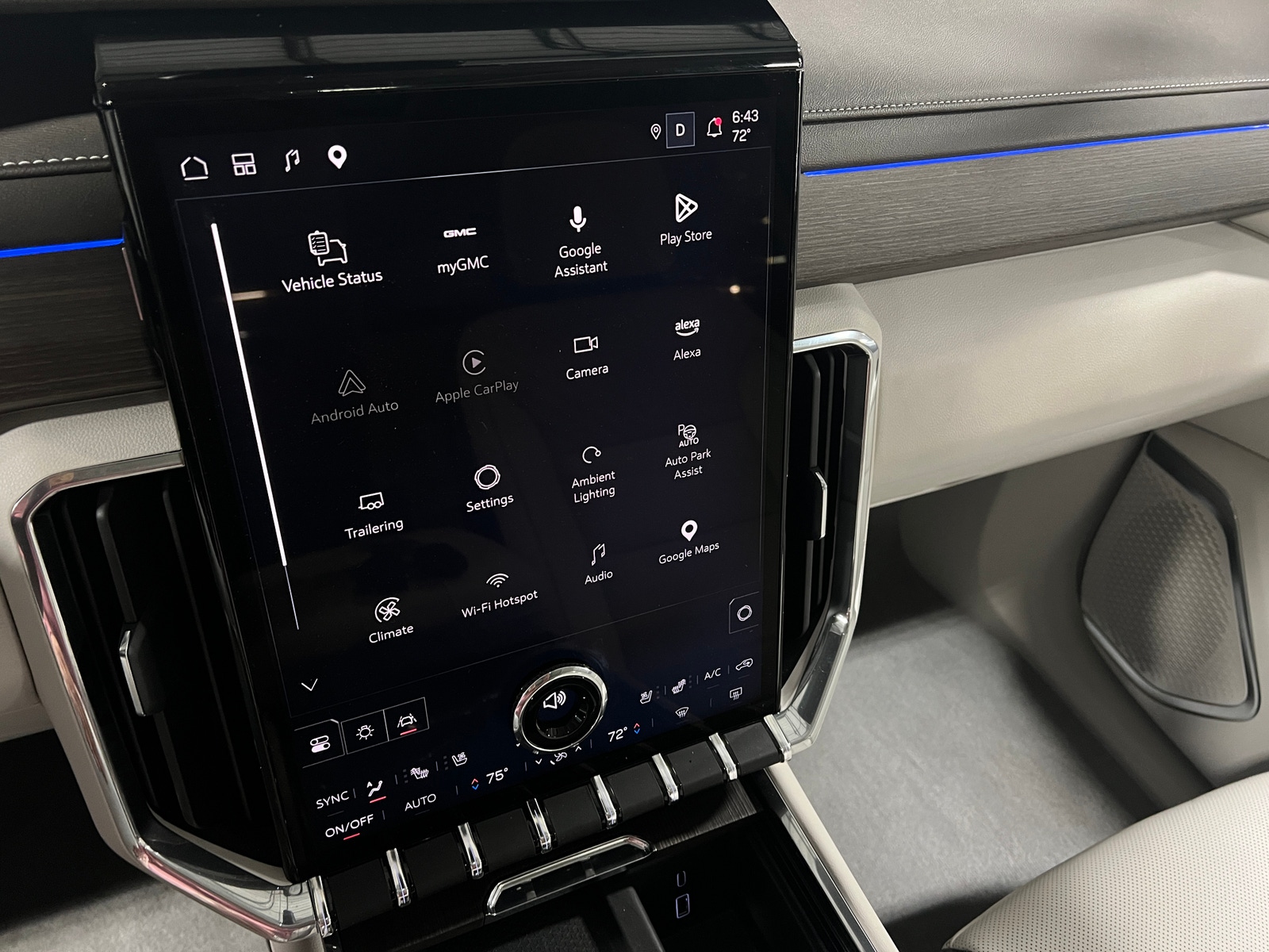 Thumbnail: 2024 GMC Acadia - 3