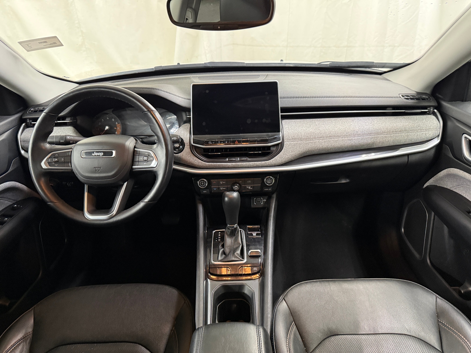 Thumbnail: 2022 Jeep Compass - 2