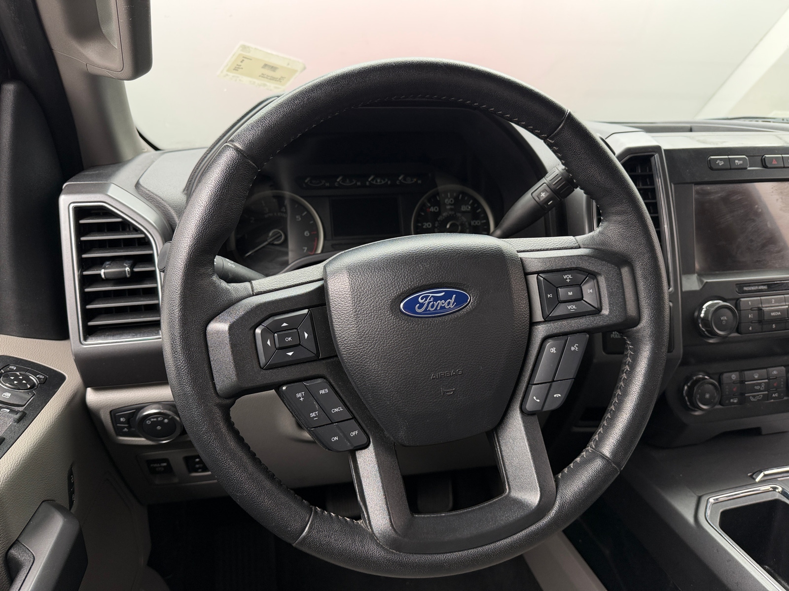 Thumbnail: 2020 Ford Econoline - 5