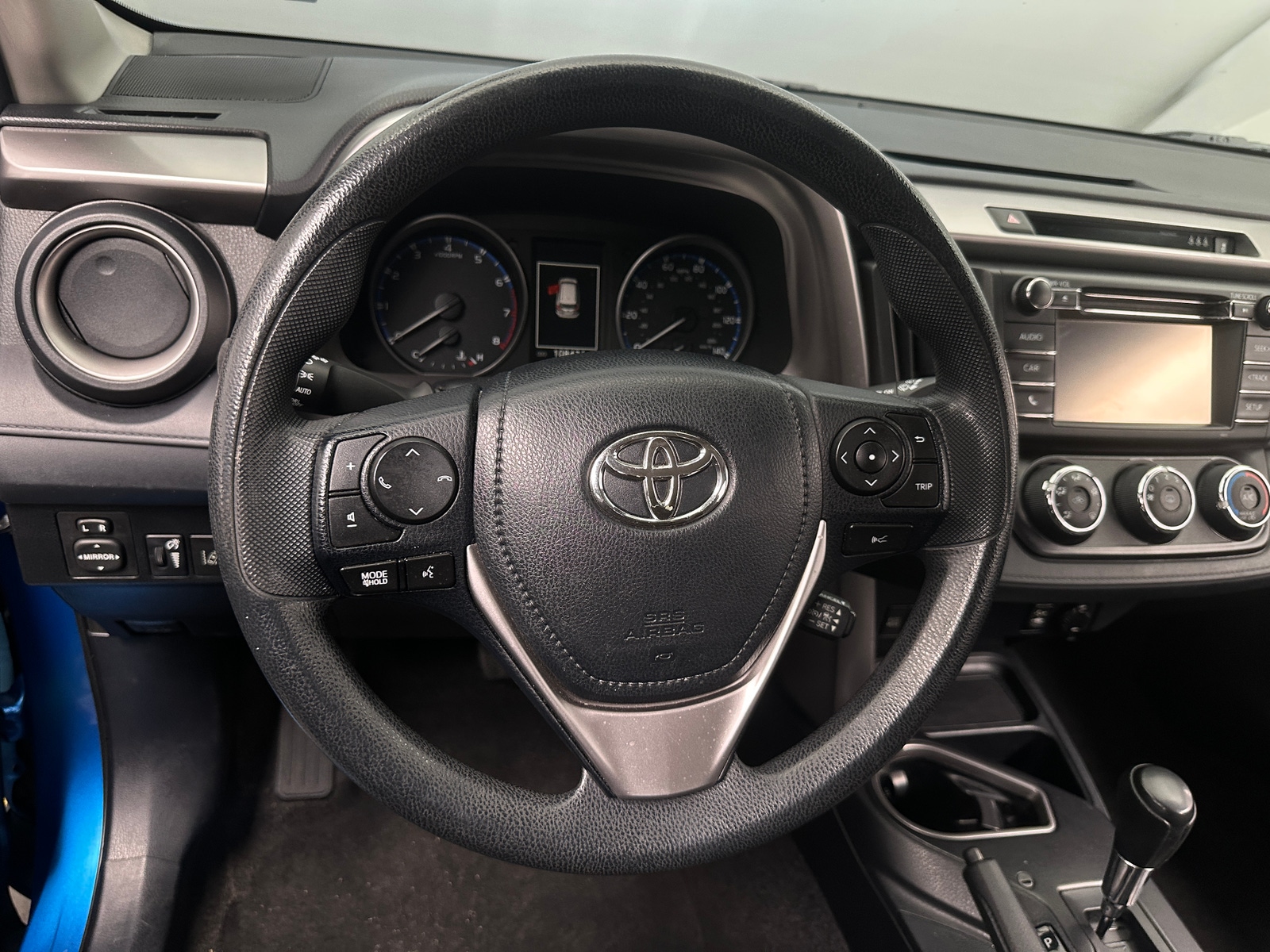 Thumbnail: 2017 Toyota RAV4 - 5