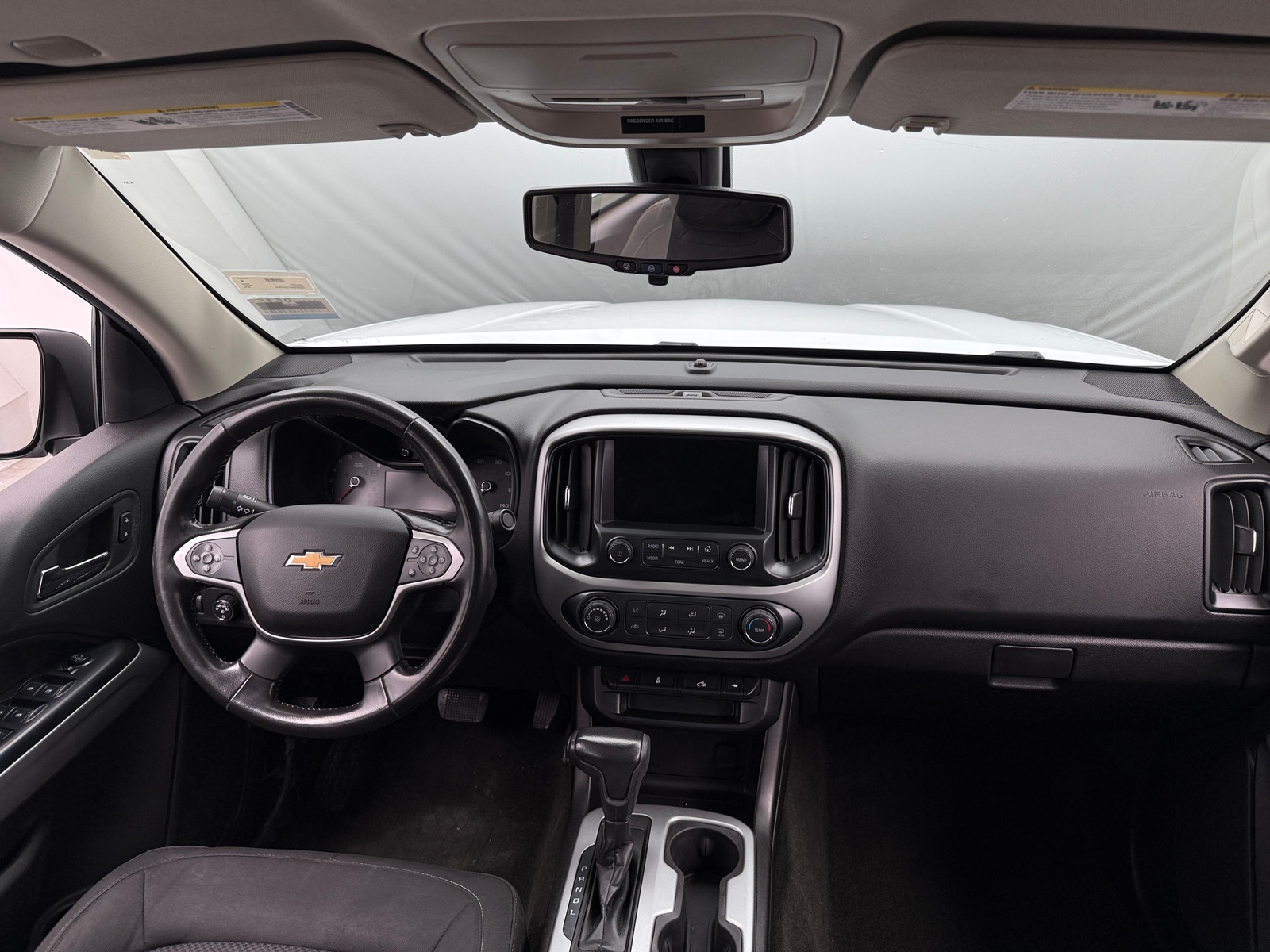 Thumbnail: 2018 Chevrolet Colorado - 3