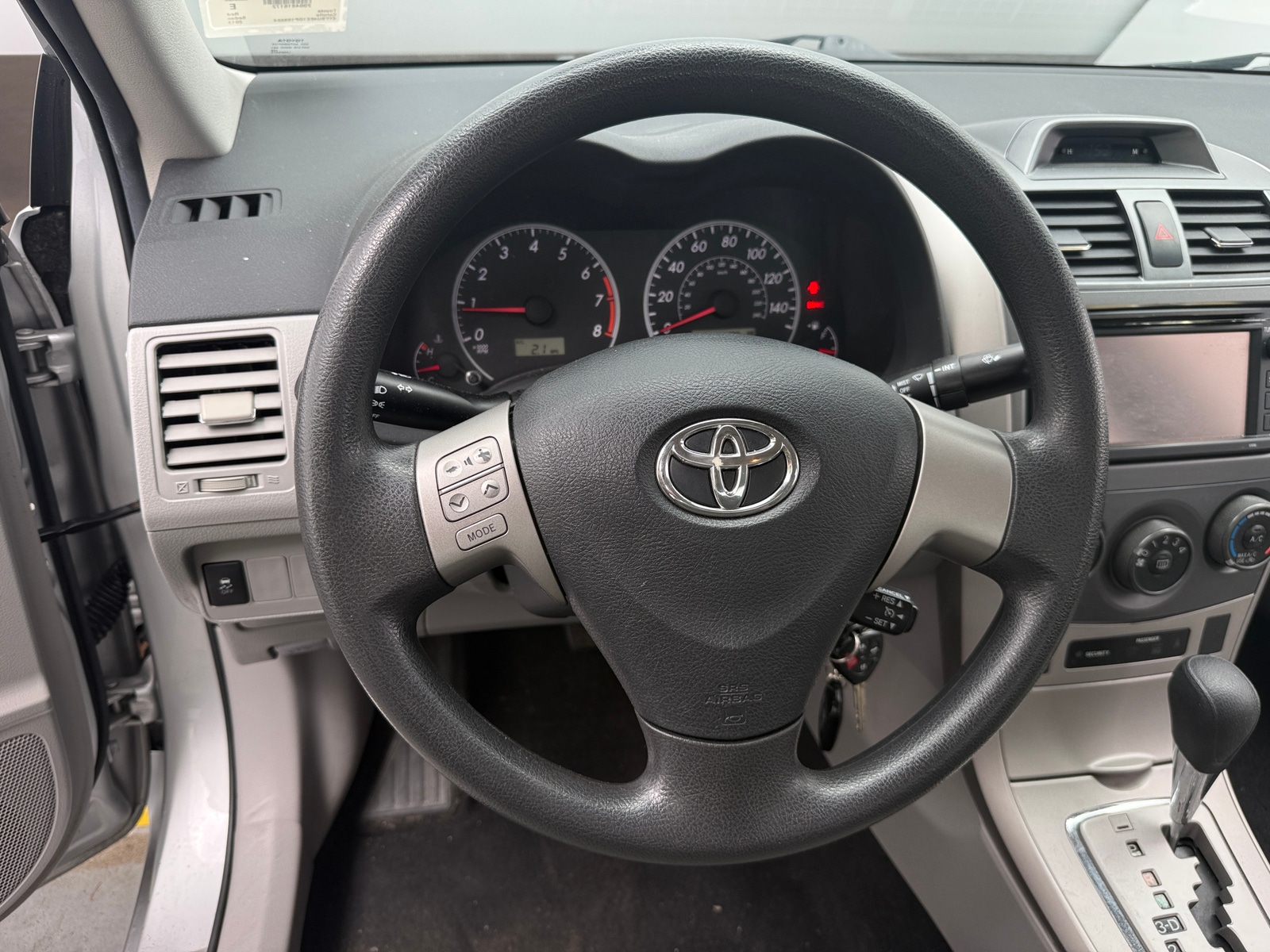 Thumbnail: 2013 Toyota Corolla - 5