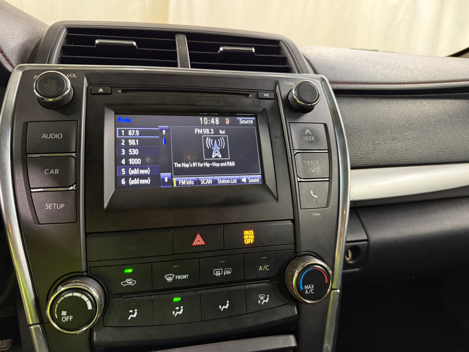 Thumbnail: 2015 Toyota Camry - 3