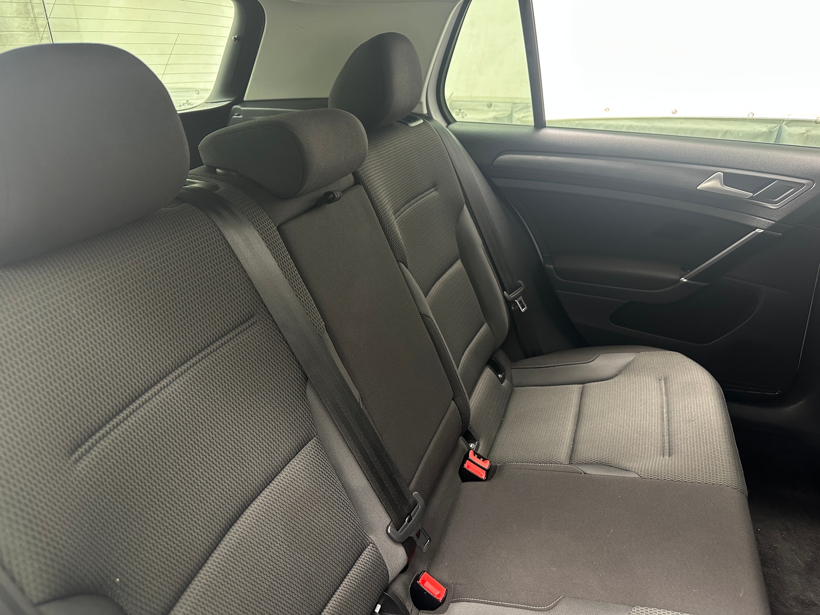 Thumbnail: 2019 Volkswagen e-Golf - 6