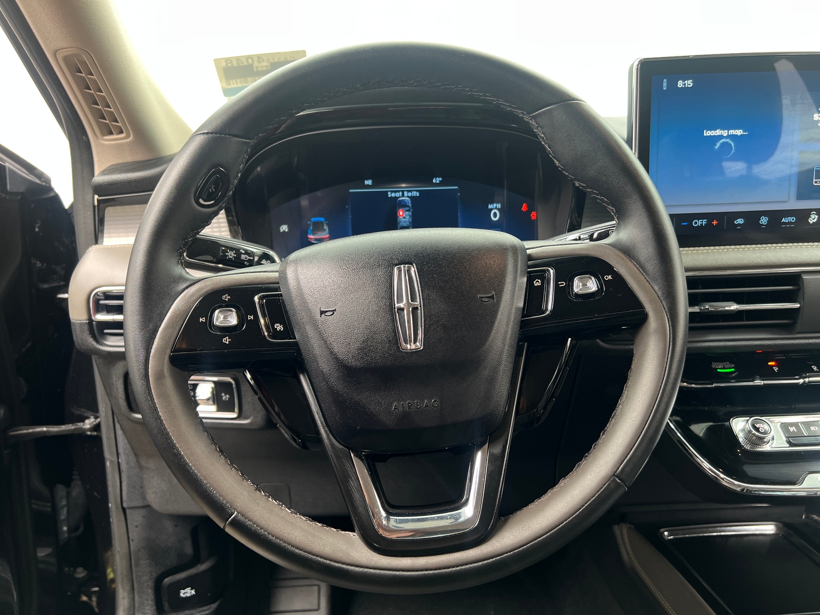 Thumbnail: 2023 Lincoln Corsair - 4