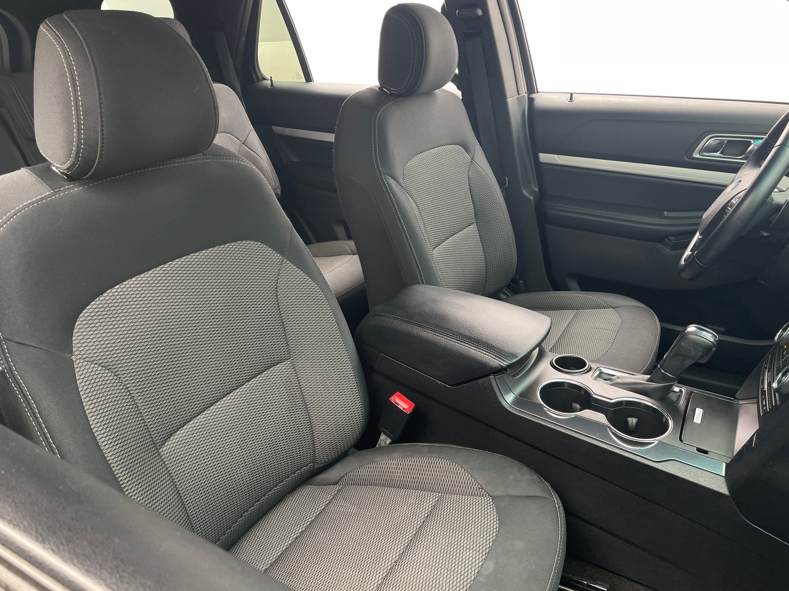 Thumbnail: 2017 Ford Explorer - 2