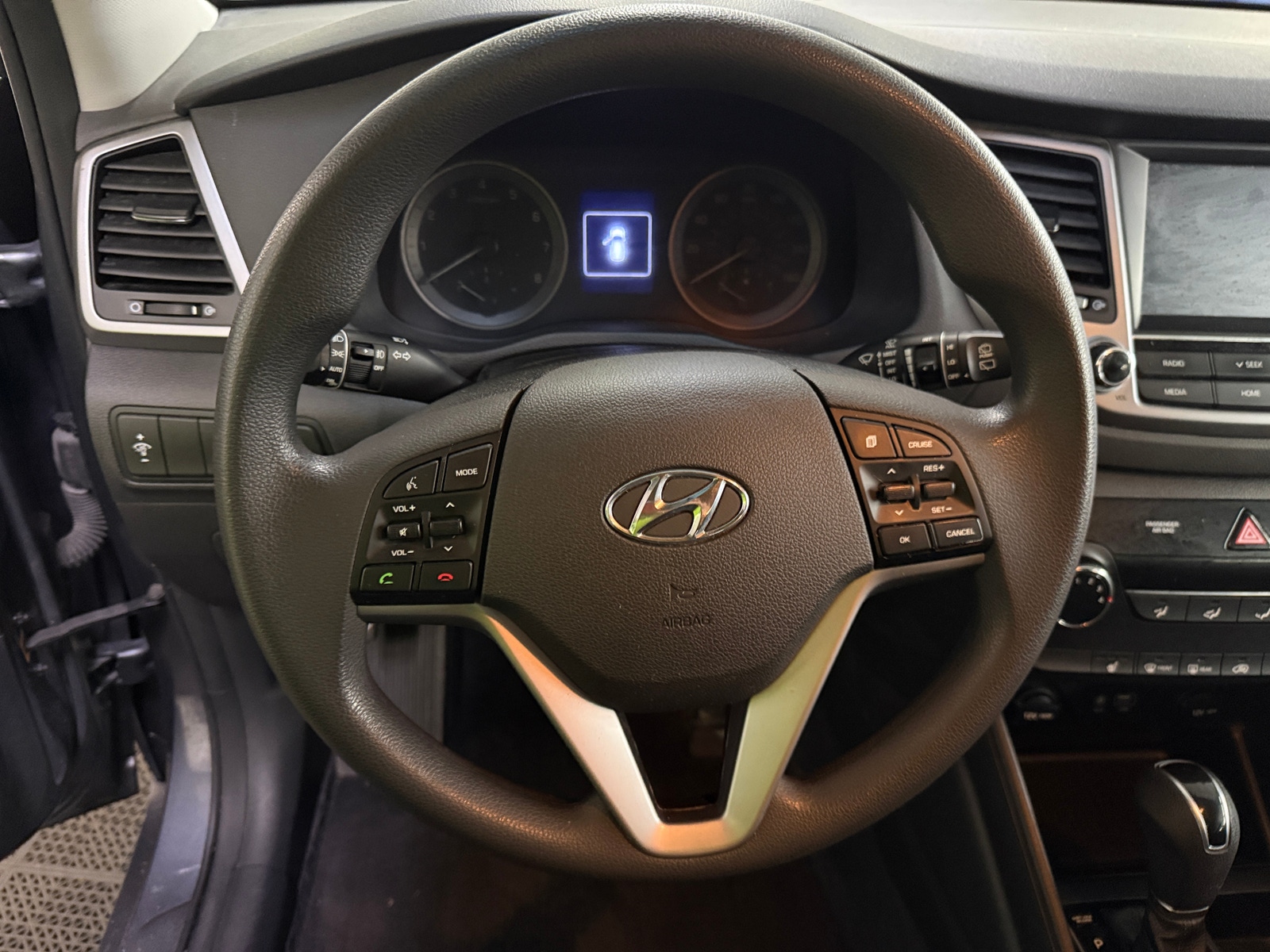 Thumbnail: 2018 Hyundai Tucson - 5