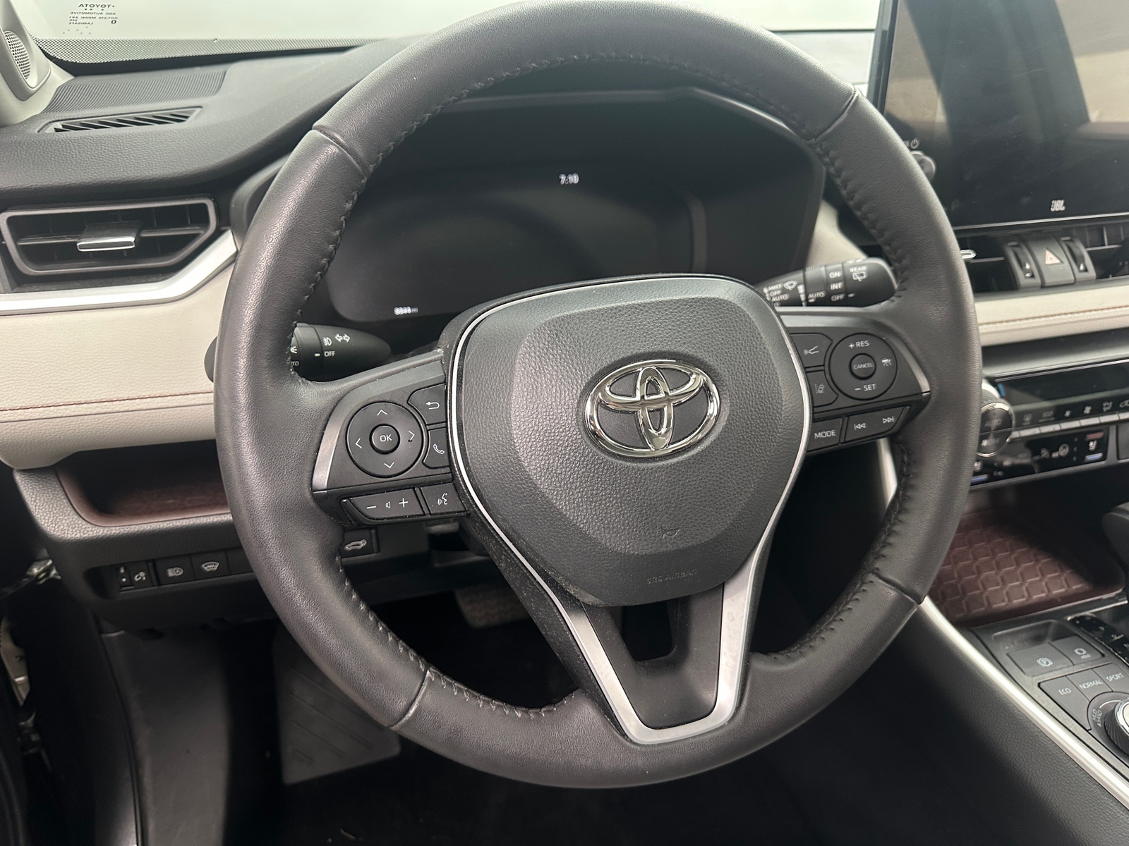 Thumbnail: 2023 Toyota RAV4 - 4