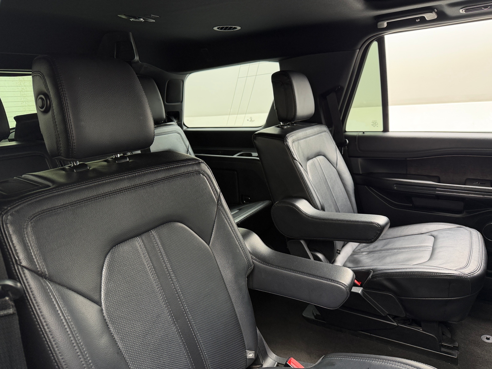 Thumbnail: 2020 Ford Expedition - 5