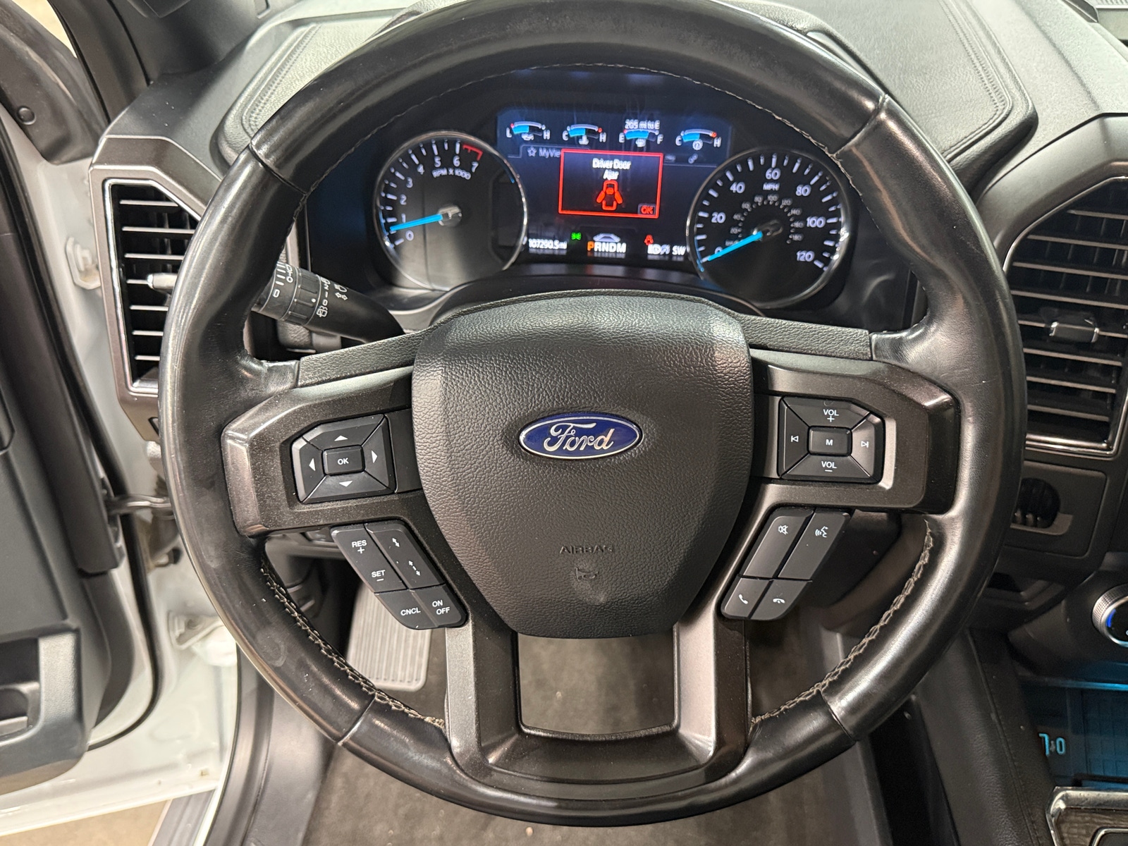 Thumbnail: 2020 Ford Expedition - 4