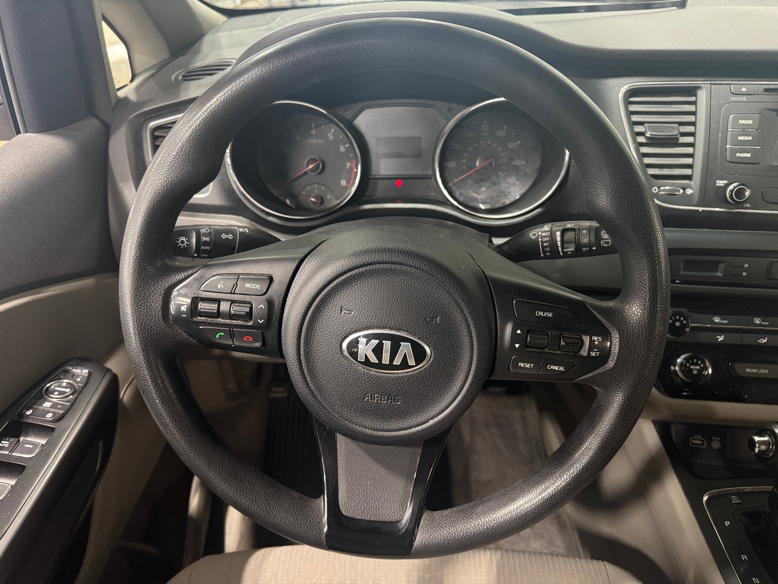 Thumbnail: 2017 Kia Sedona - 5