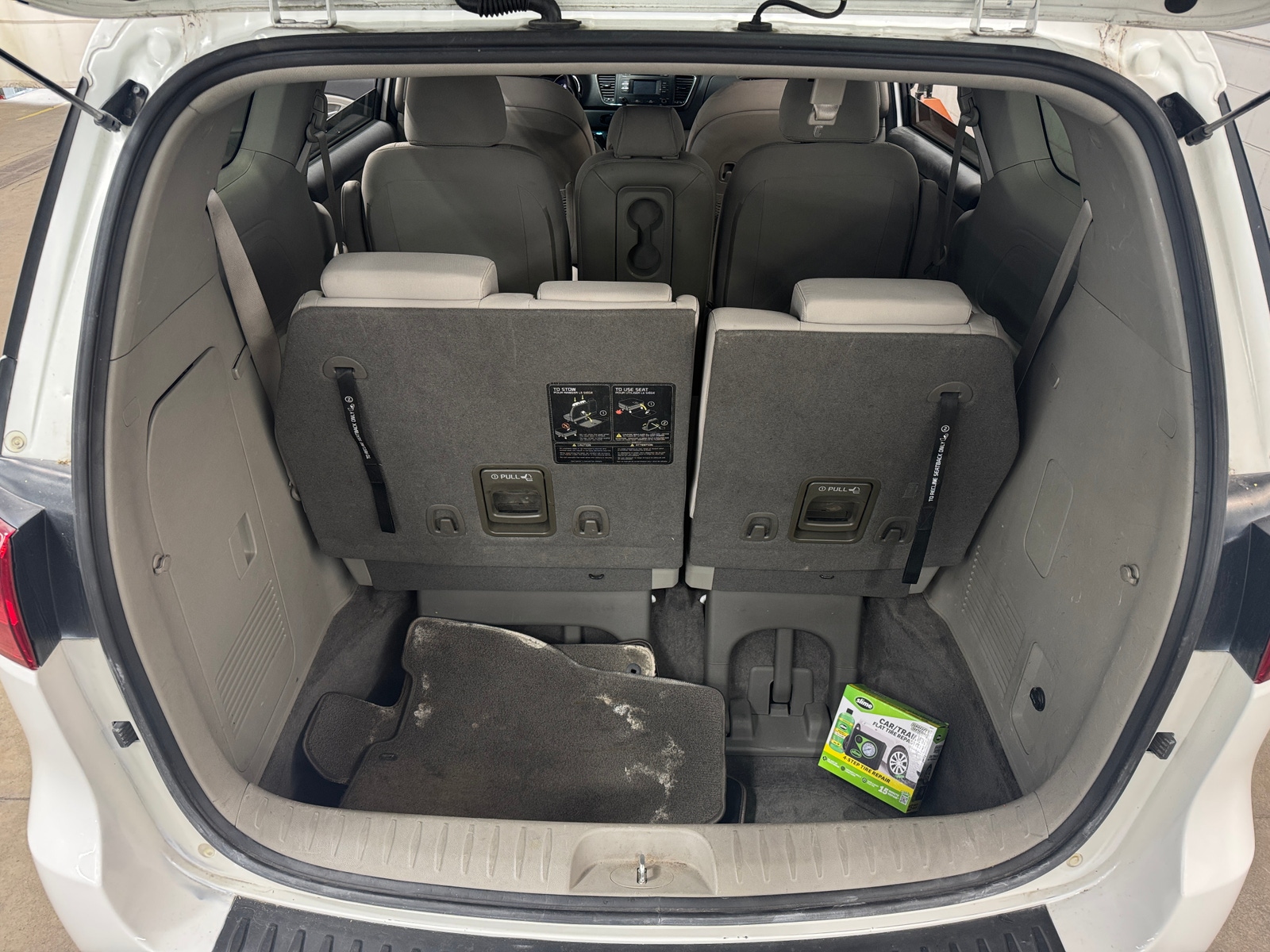 Thumbnail: 2017 Kia Sedona - 7