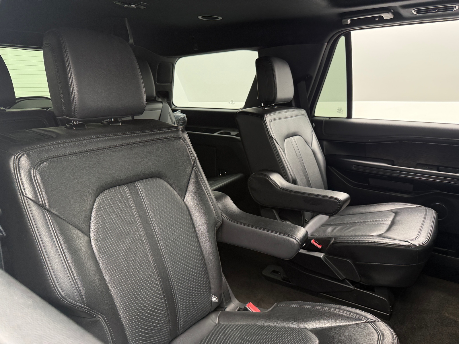 Thumbnail: 2021 Ford Expedition - 5