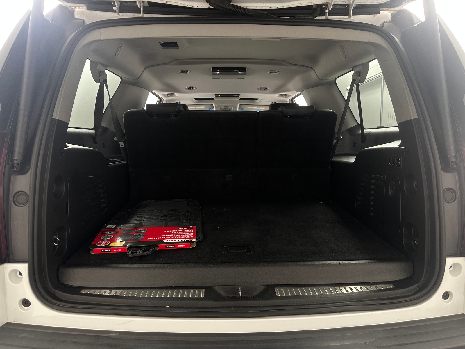 Thumbnail: 2018 Chevrolet Suburban - 6