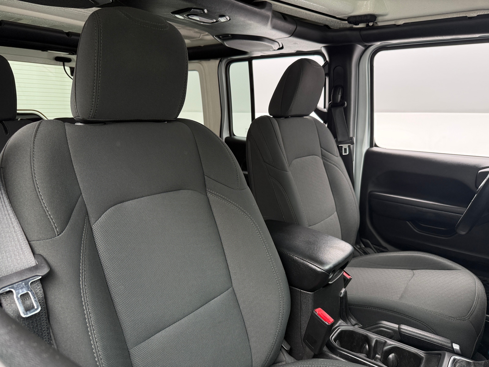 Thumbnail: 2022 Jeep Wrangler - 2