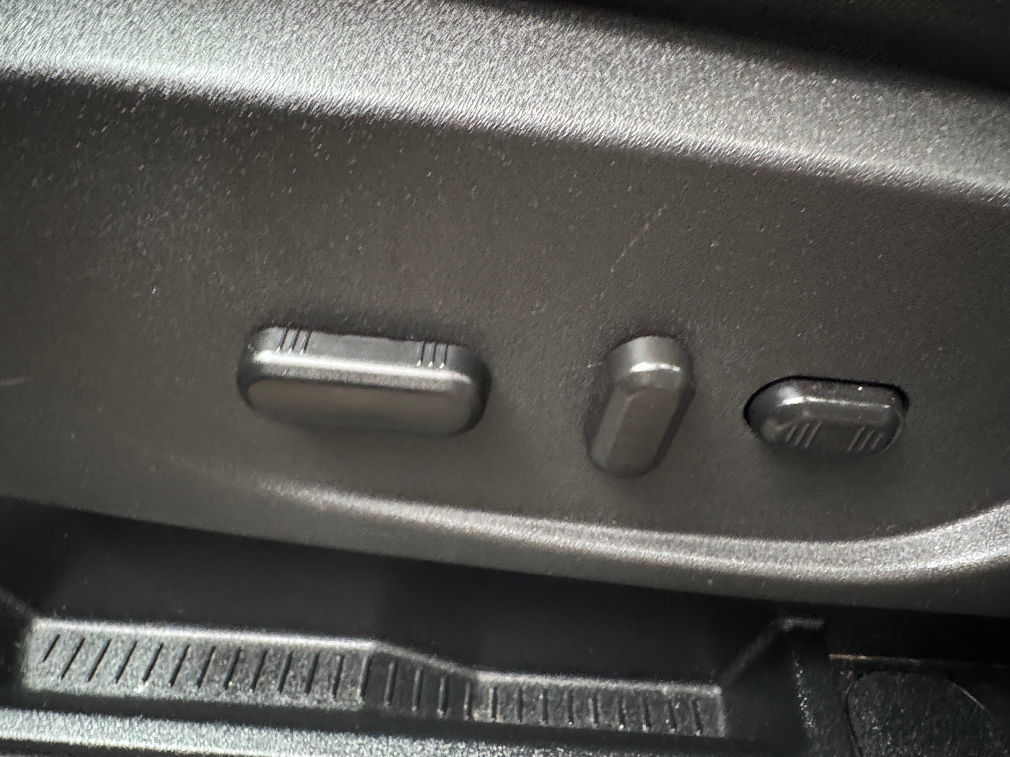 Used 2018 Ford Escape SEL with VIN 1FMCU0HD7JUD23086 for sale in Pewaukee, WI
