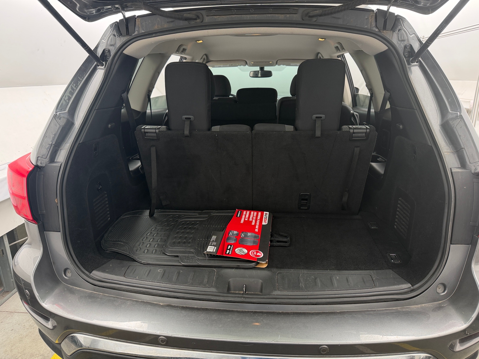 Thumbnail: 2019 Nissan Pathfinder - 7