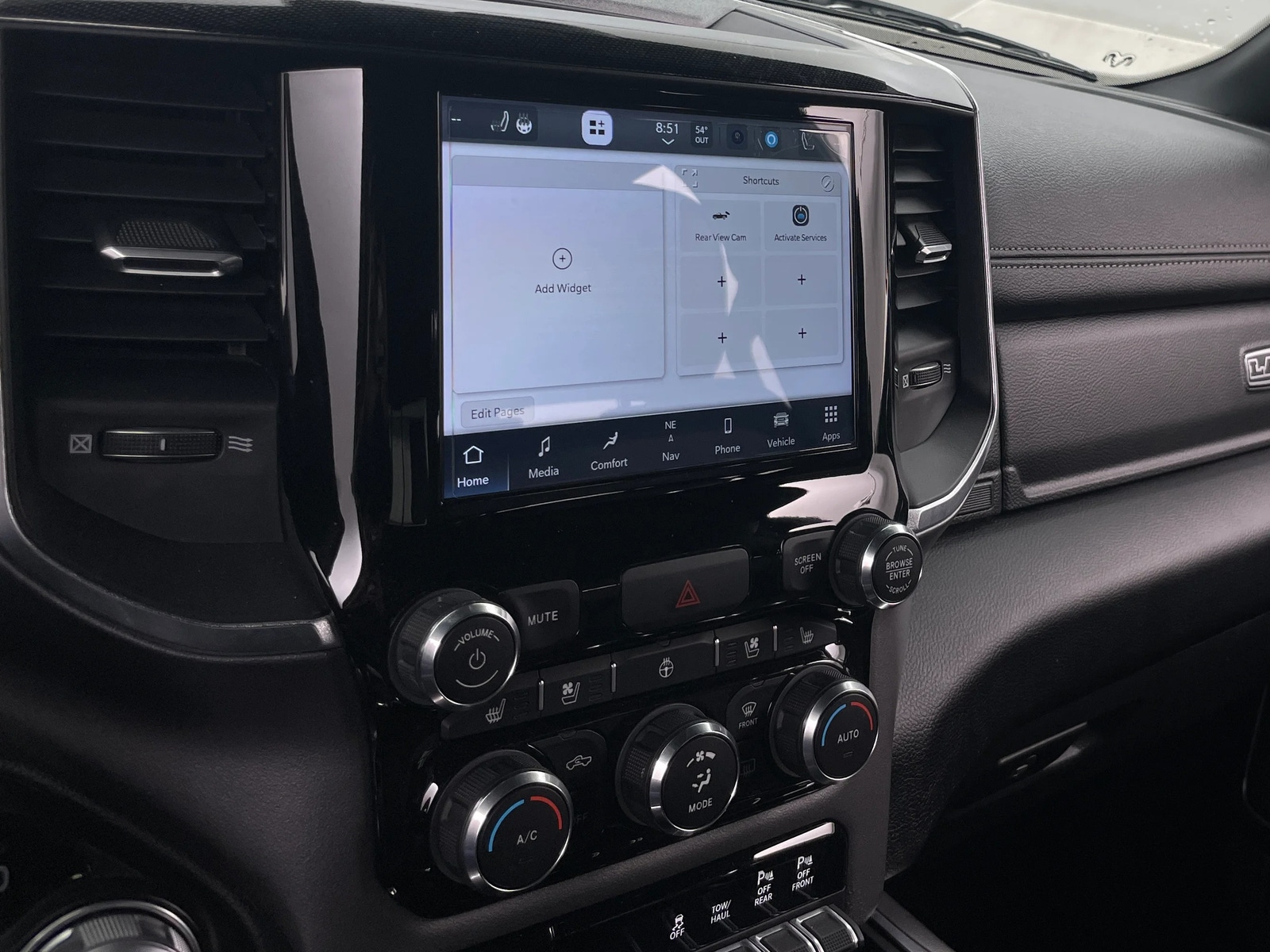 Thumbnail: 2022 RAM 1500 - 3