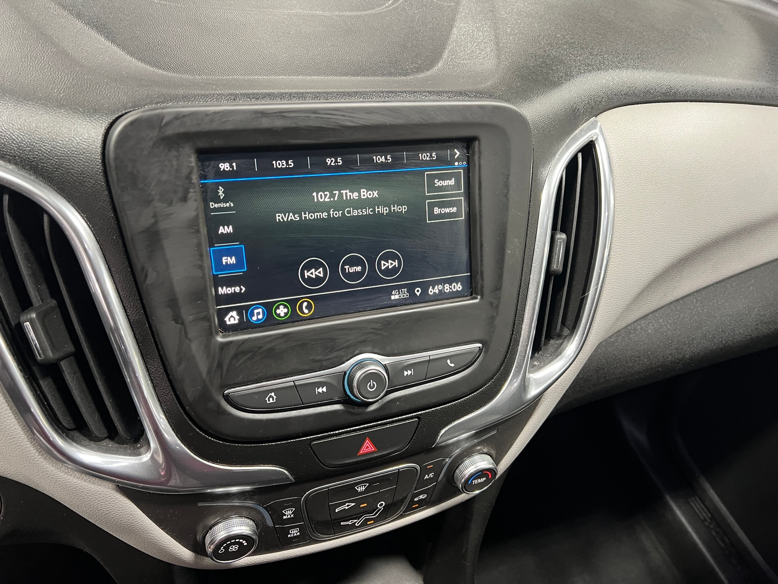 Thumbnail: 2019 Chevrolet Equinox - 4