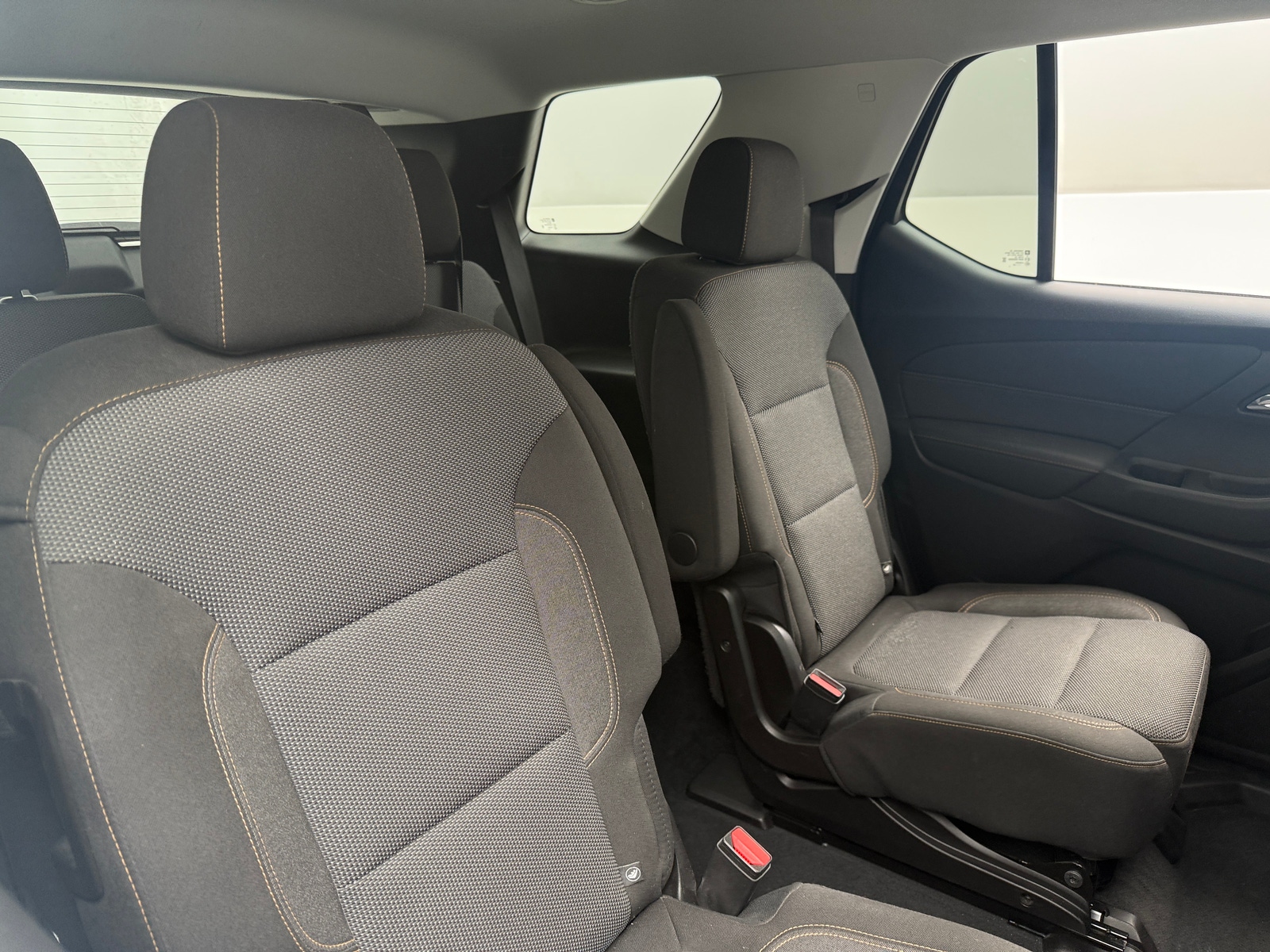 Thumbnail: 2021 Chevrolet Traverse - 6