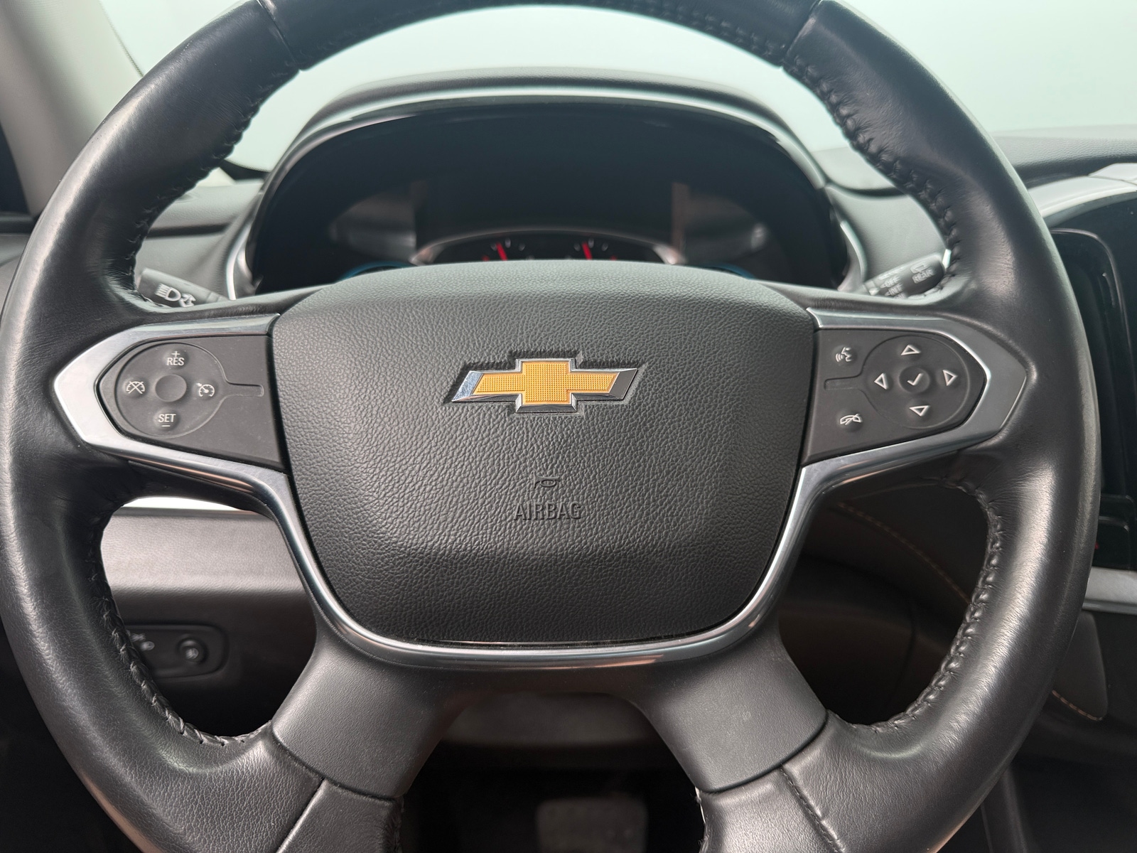 Thumbnail: 2021 Chevrolet Traverse - 5