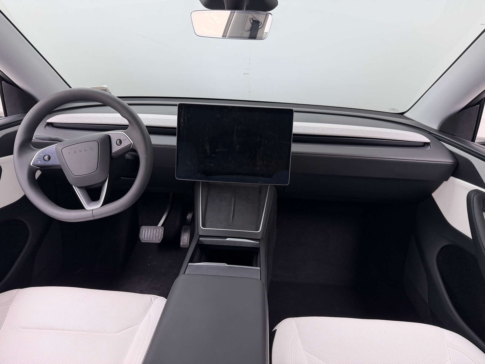 Thumbnail: 2026 Tesla Model Y - 3