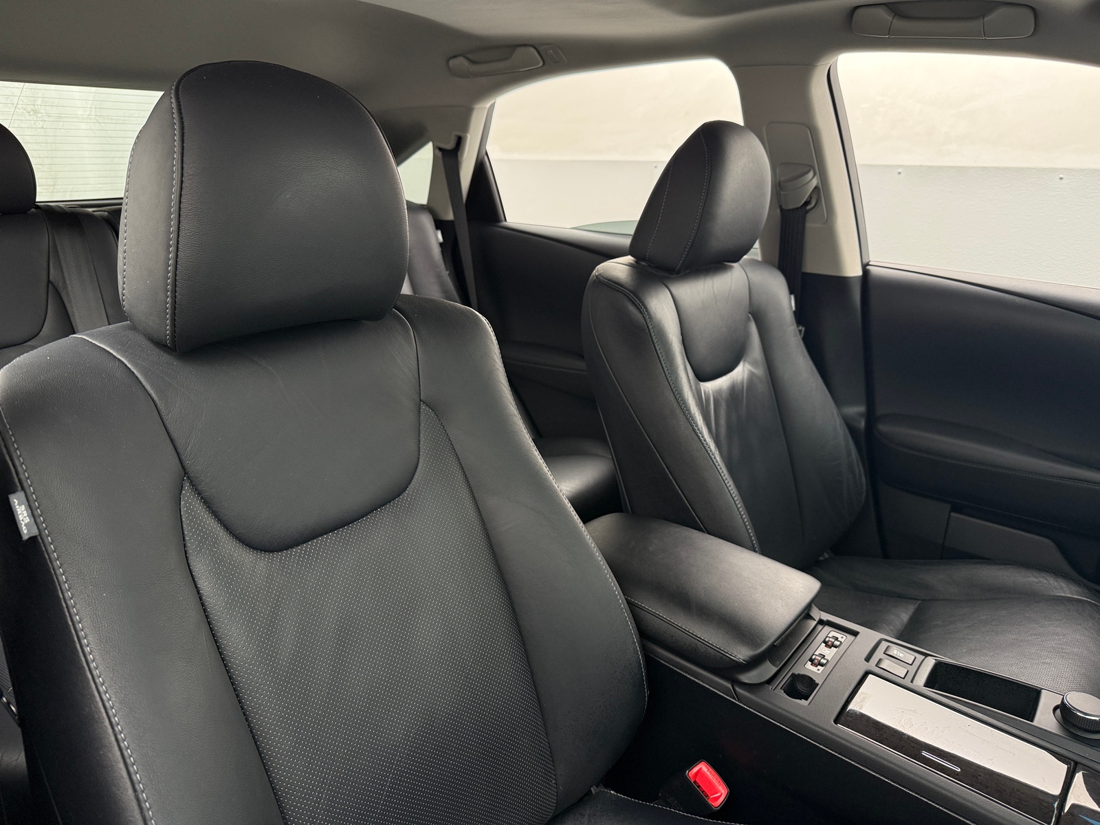 Thumbnail: 2013 Lexus RX - 2
