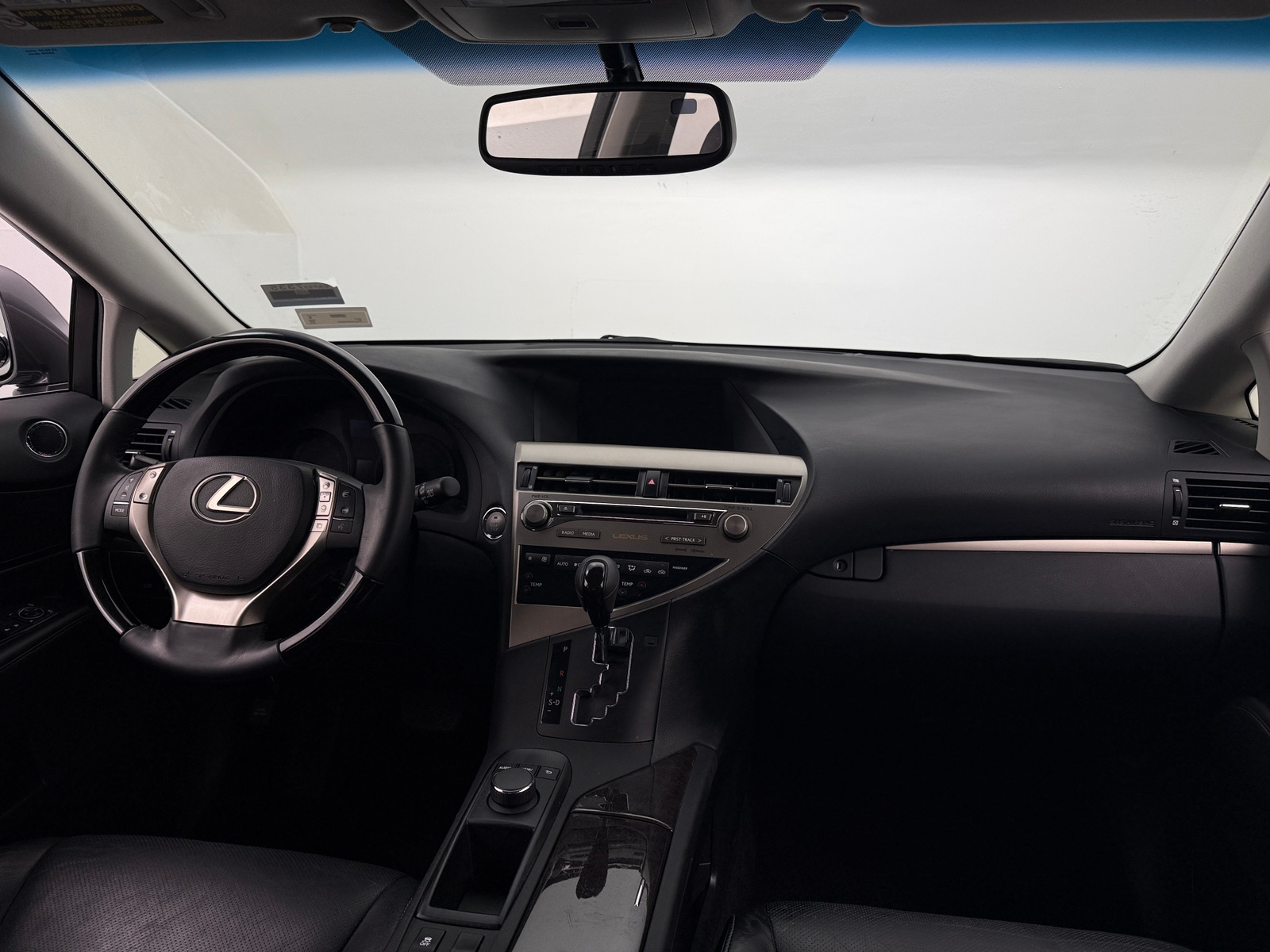 Thumbnail: 2013 Lexus RX - 3