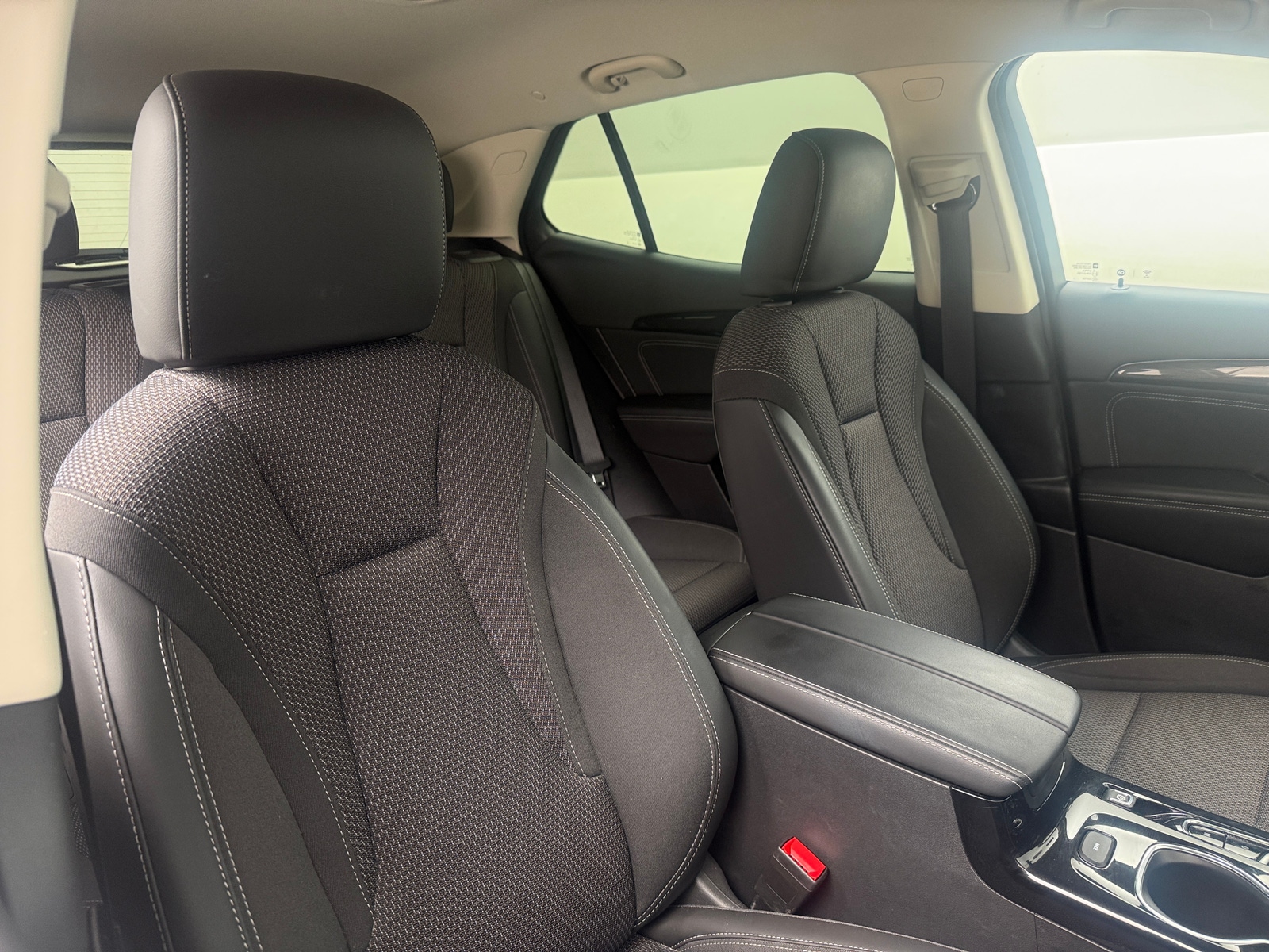 Thumbnail: 2022 Buick Envision - 2
